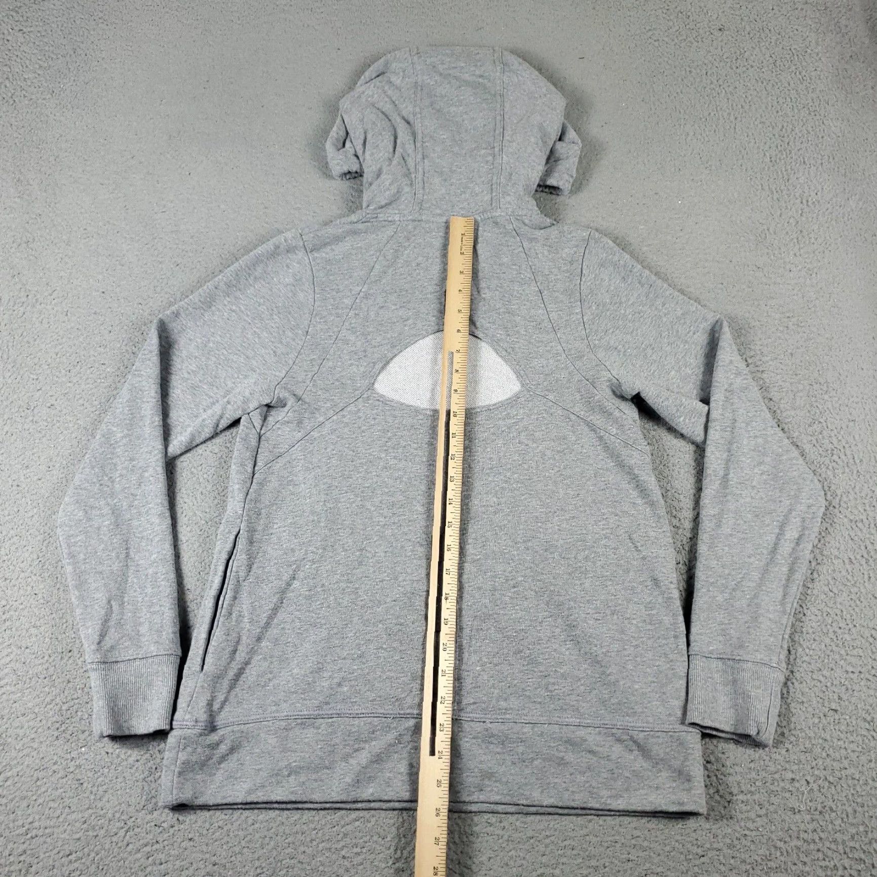Under Armour Under Armour Hoodie Womens M Gray Pullover Sweatshirt Mock Neck Logo Pockets All Seasons Hooded Regular Fit Size M / US 6-8 / IT 42-44 - 5 Thumbnail