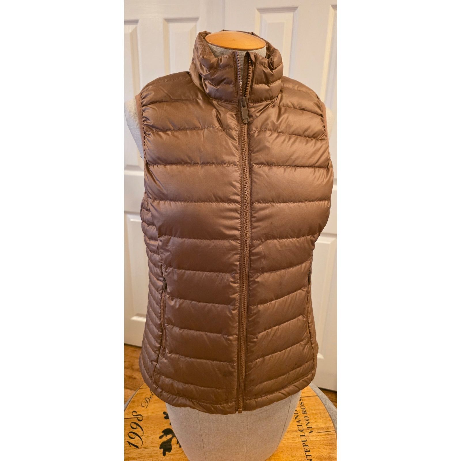 Quince Quince Siena Brown Down Packable Puffer Vest Size M Size M / US 6-8 / IT 42-44 - 6 Thumbnail
