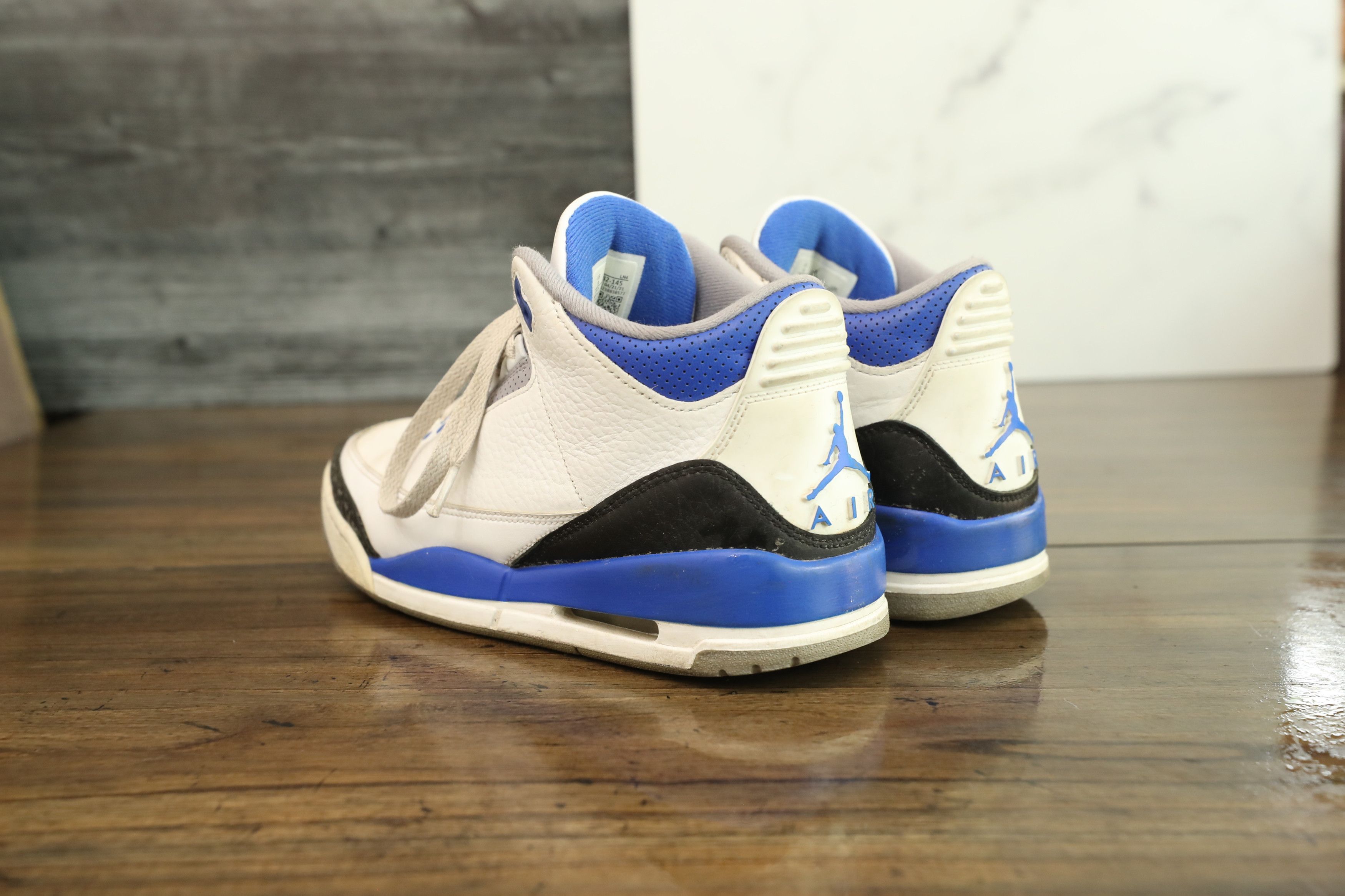 Jordan Brand Nike Air Jordan 3 Retro Racer Blue (9) Size US 9 / EU 42 - 3 Thumbnail