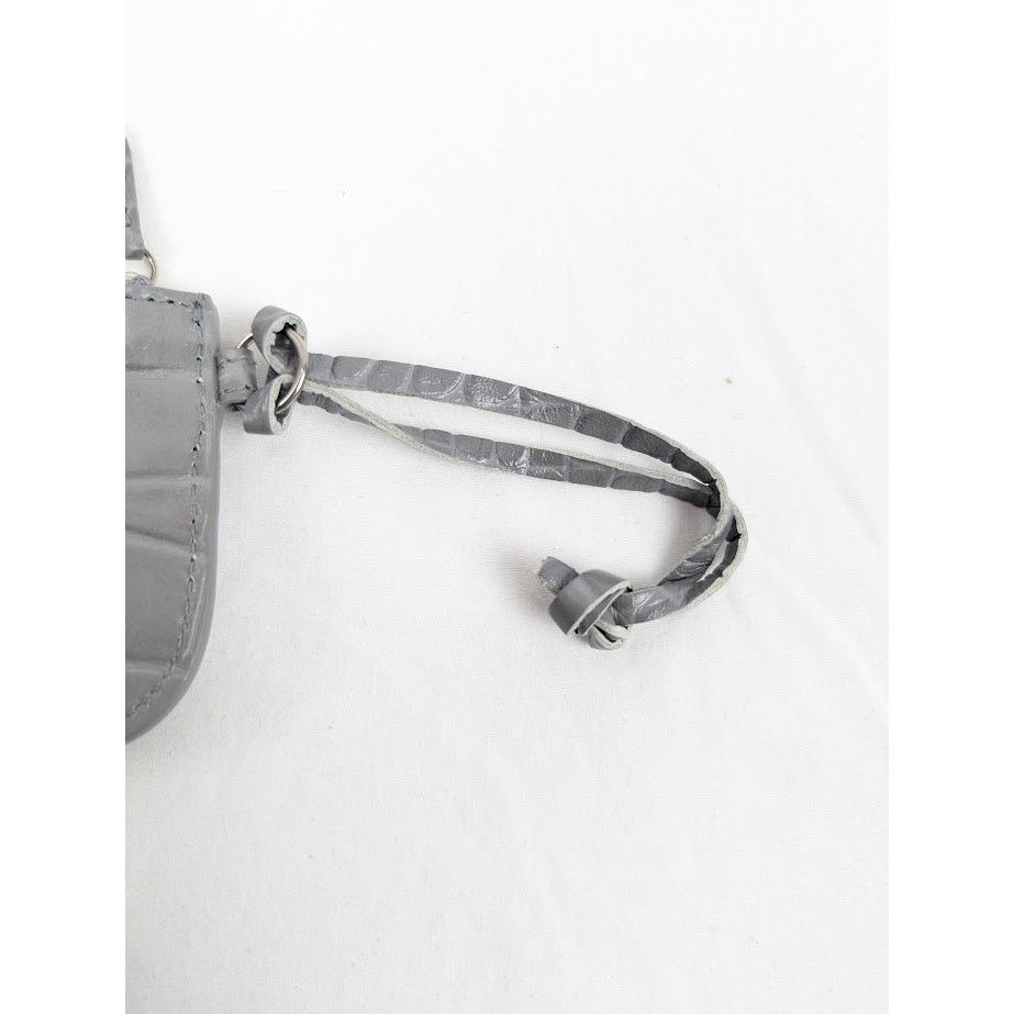 Balenciaga o1rshd1 Size: OS / Extra Supple Calf Wallet in Grey Size ONE SIZE - 12 Thumbnail