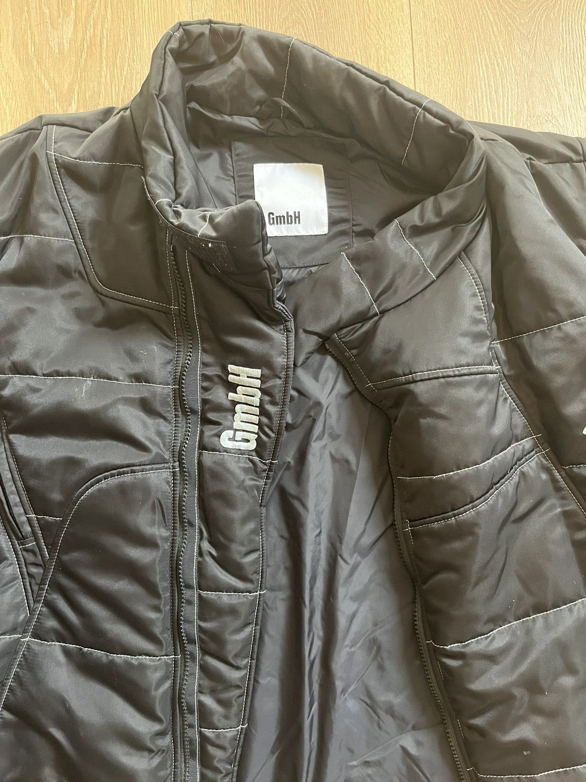 GmbH GmbH x Browns Harris High Neck Embroidered Puffer Jacket Size L / US 10 / IT 46 - 5 Thumbnail