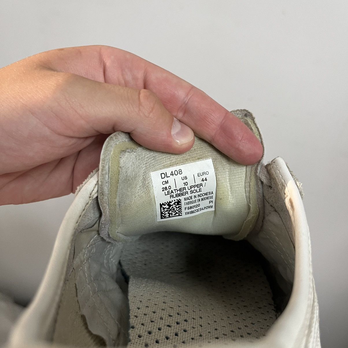 Asics Vintage Asics Onitsuka Tiger Mexico 66 White Kill Bill Size US 10 / EU 43 - 12 Thumbnail