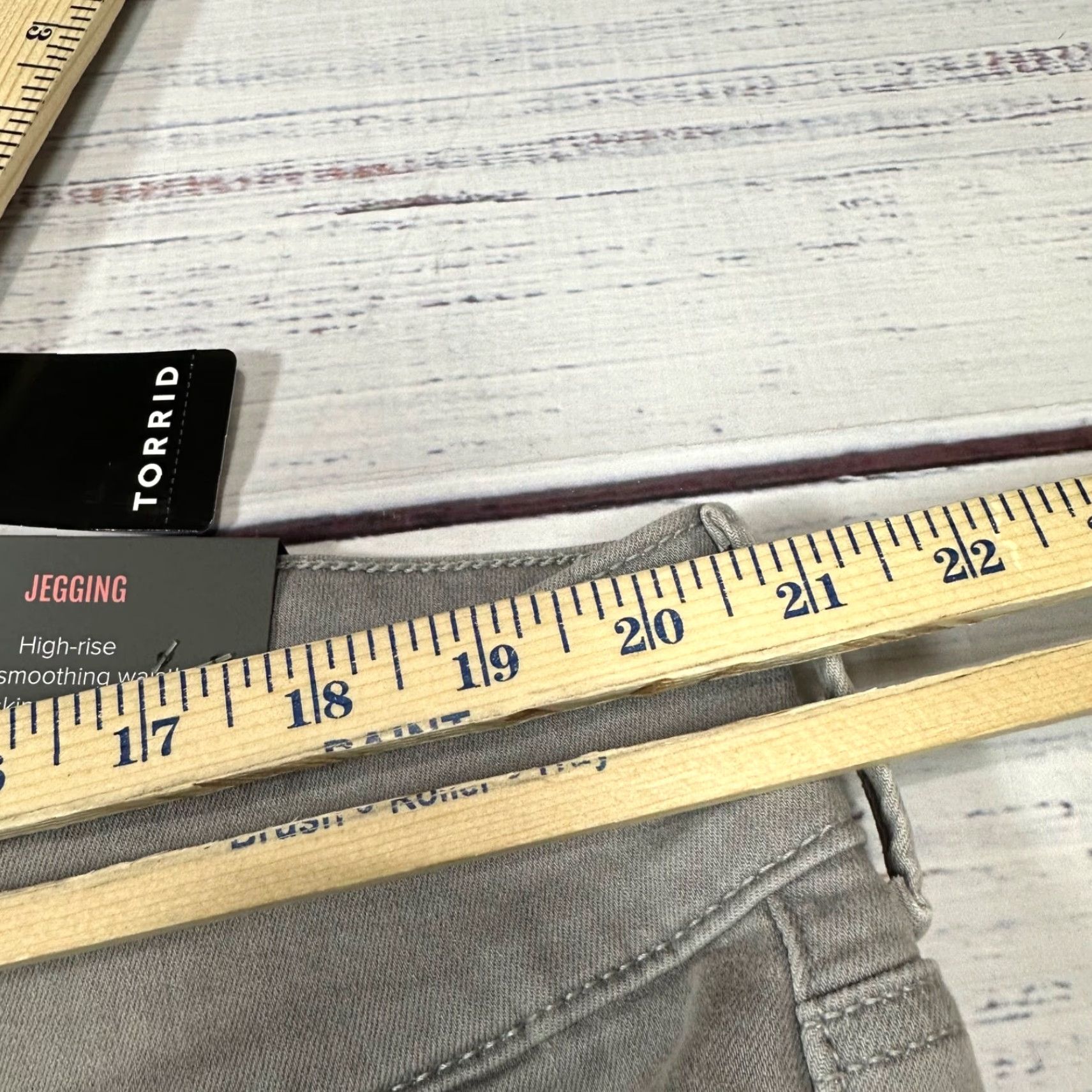 Torrid Torrid Jeans Skinny Plus 20R Gray Women High Rise Distressed Super Soft Jegging Shirt? Size 42" / US 20 - 6 Thumbnail