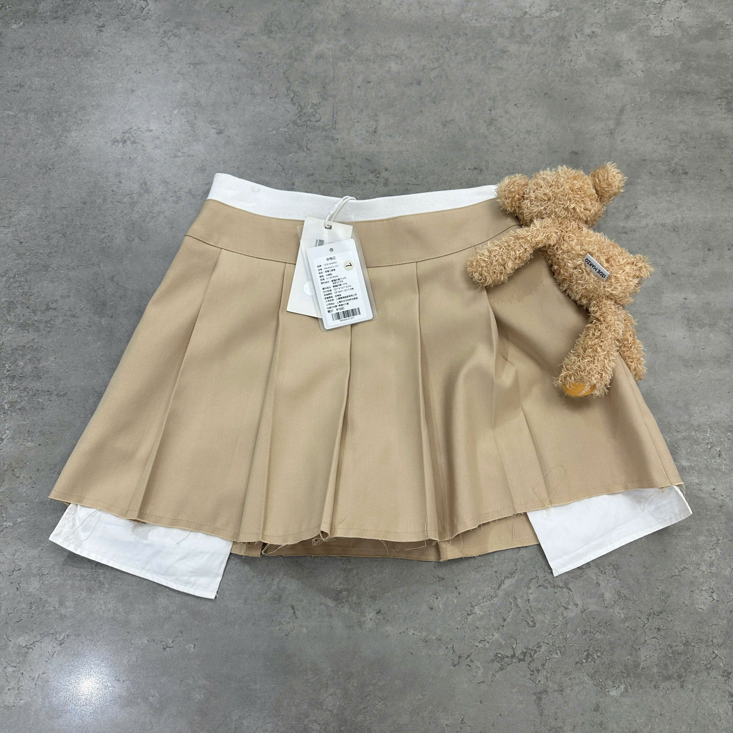 13DE MARZO 13 DEMARZO Cargo Pleated Skirt SAND Size 24" / US 00 / IT 34 - 2 Thumbnail