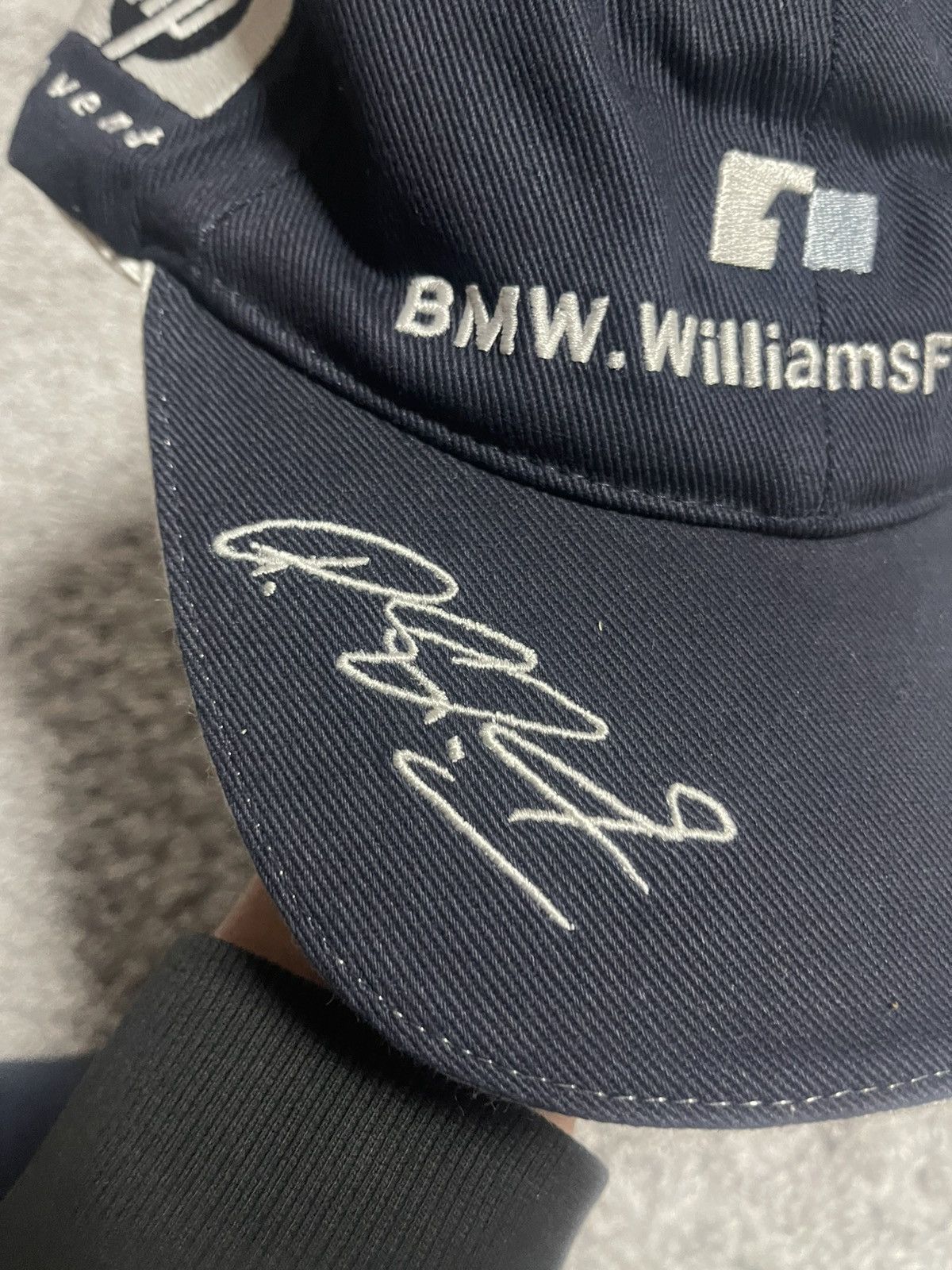 BMW × Formula 1 BMW WILLIAMS F1 CAP VINTAGE CAP FORMULA 1 HAT 2002 NEW Size ONE SIZE - 7 Thumbnail