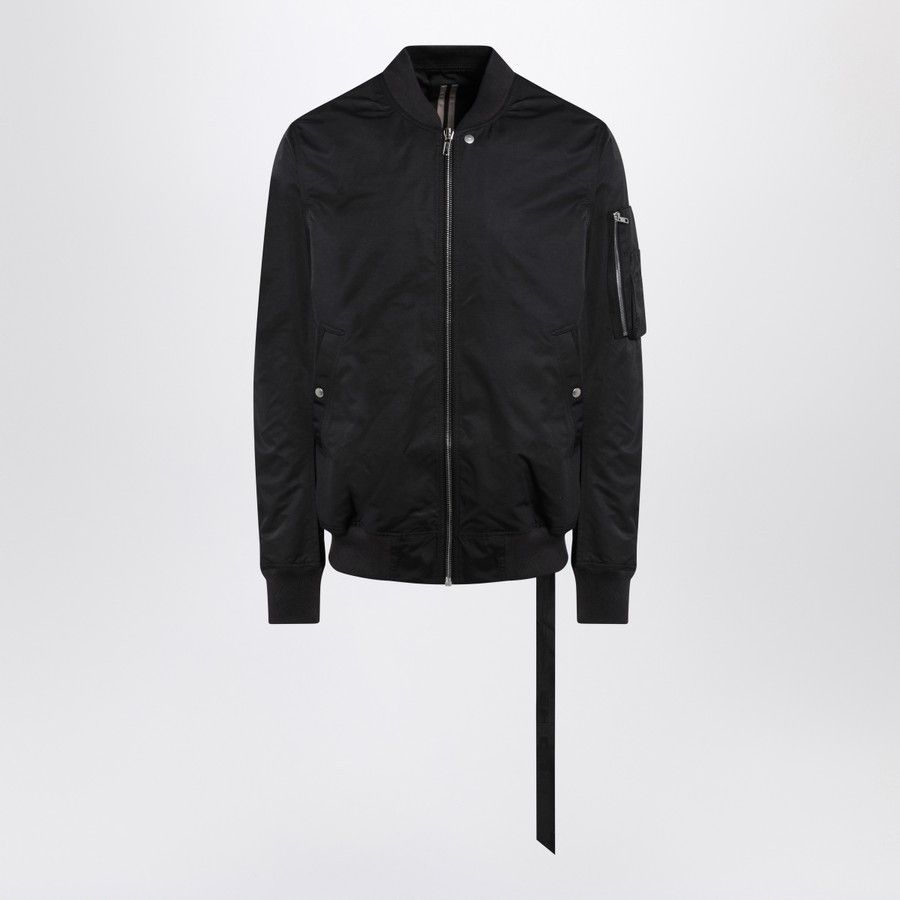 o1d2blof0226 Bomber Jacket in Black