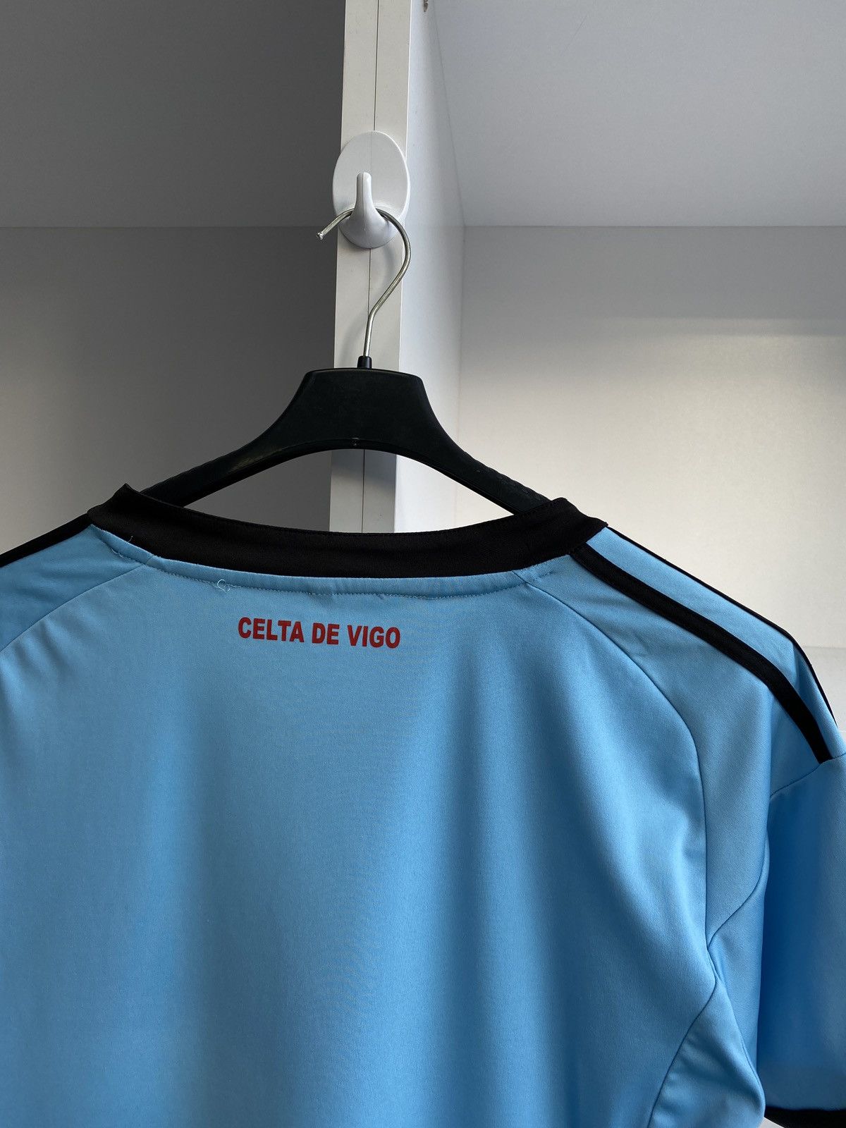 Vintage Vintage Celta De Vigo football jersey tee Size US L / EU 52-54 / 3 - 6 Thumbnail