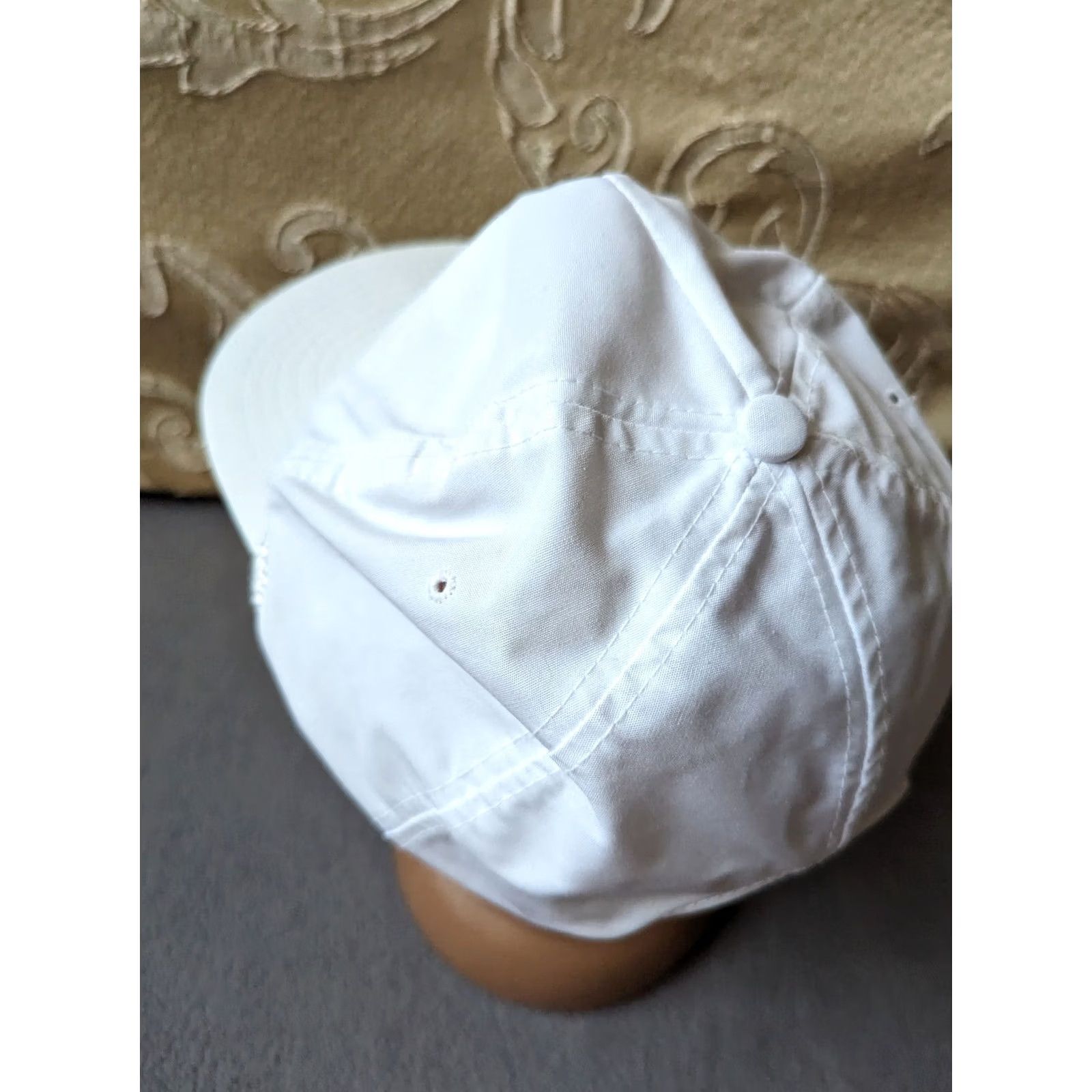 Vintage VINTAGE Chiquita 50 years 1994 Minneapolis Golf Tournament Cap White Size ONE SIZE - 6 Thumbnail