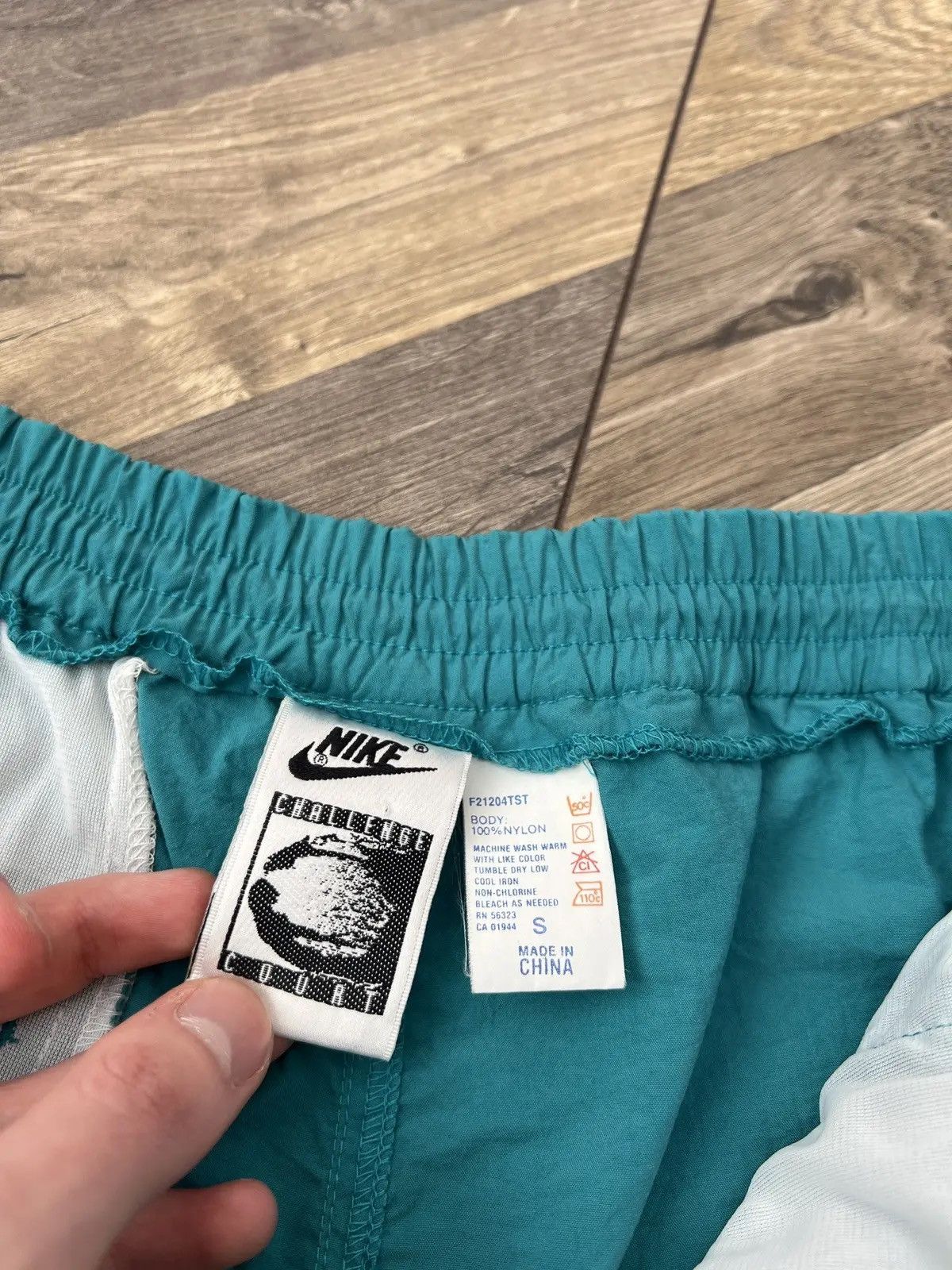 Nike × Vintage Vintage 90's Nike Challenge Court Andre Agassi Shorts Tennis Size US 28 / EU 44 - 10 Thumbnail