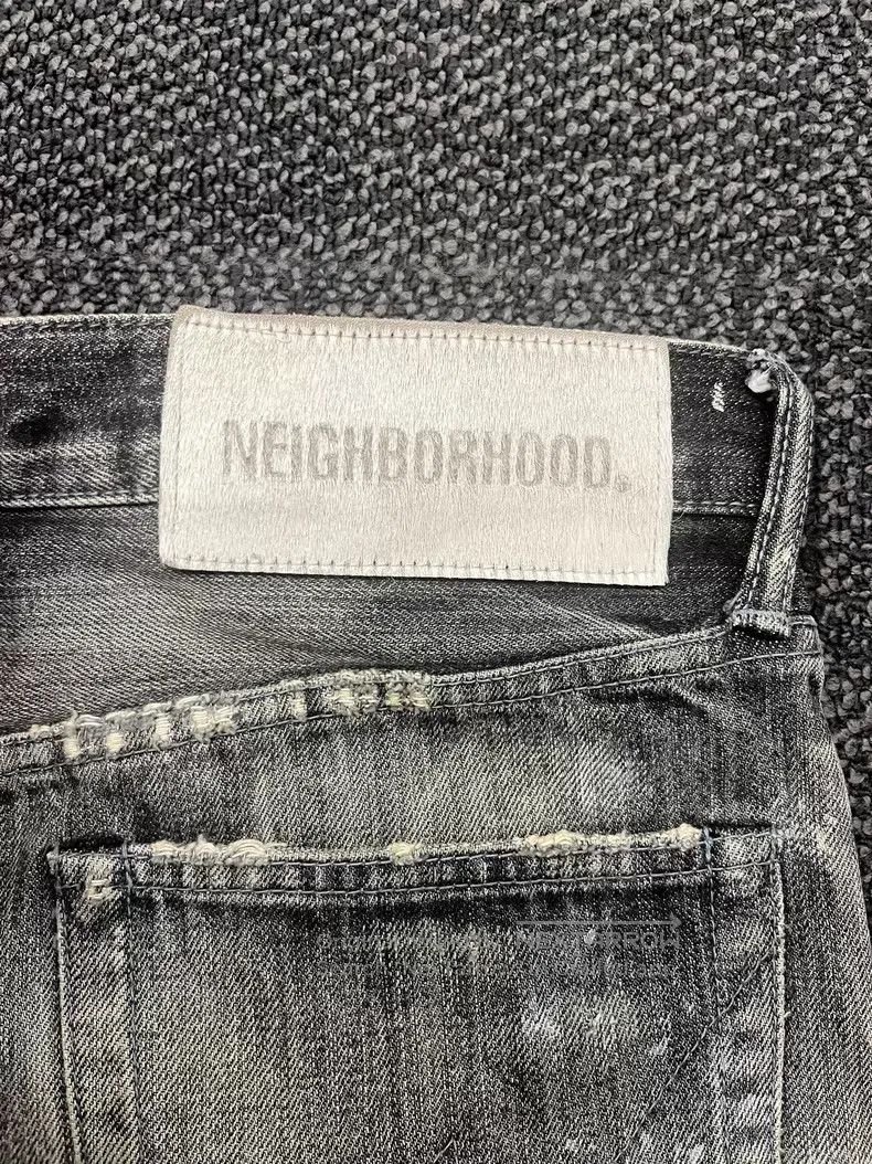 Neighborhood Neighborhood size S jeans Size US 27 - 4 Thumbnail