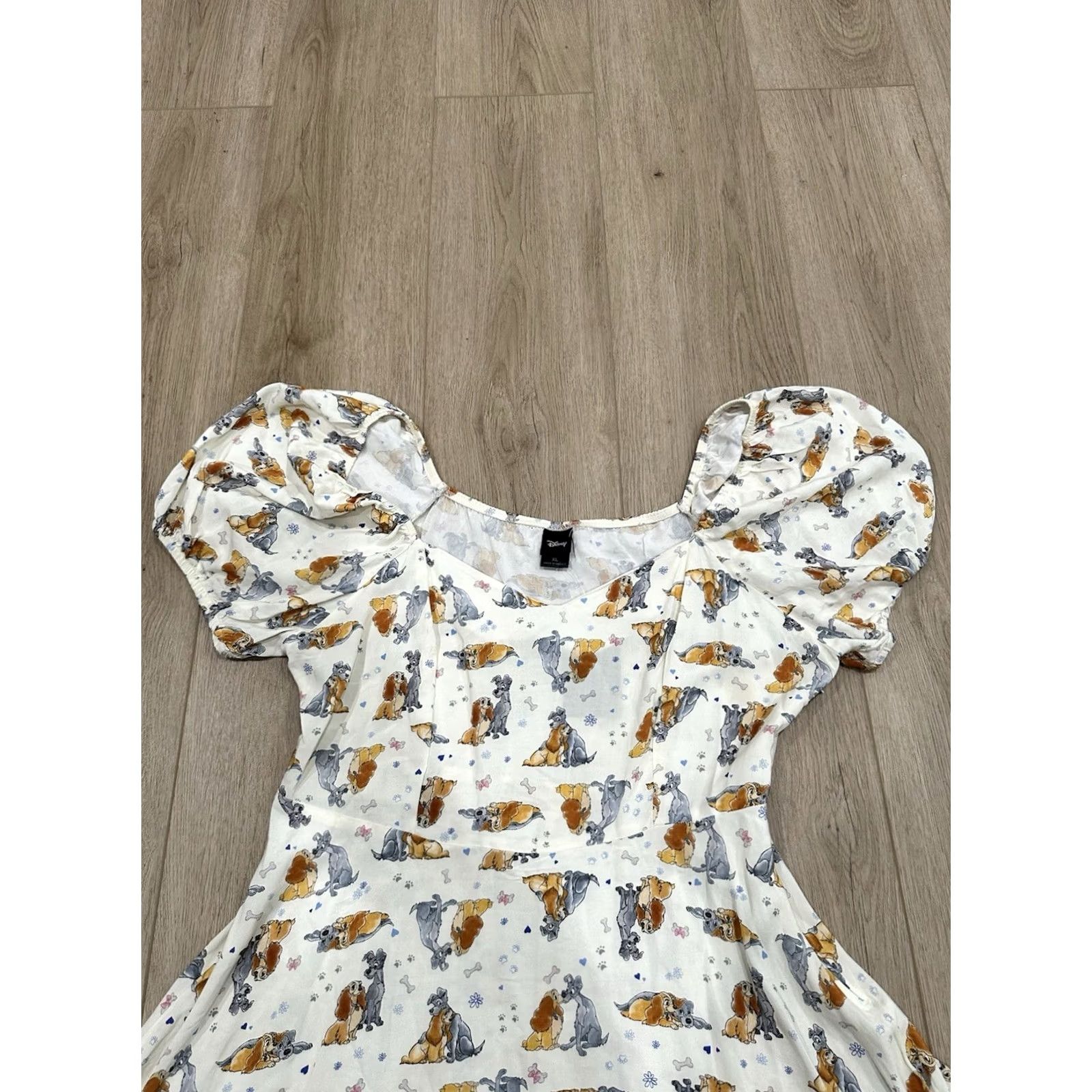 Disney NWT Disney Lady and The Tramp Sweetheart Mini Dress XL White Puff Sleeve Sundress Fit & Flare Empire Waist Cardigan? Size XL / US 12-14 / IT 48-50 - 4 Thumbnail