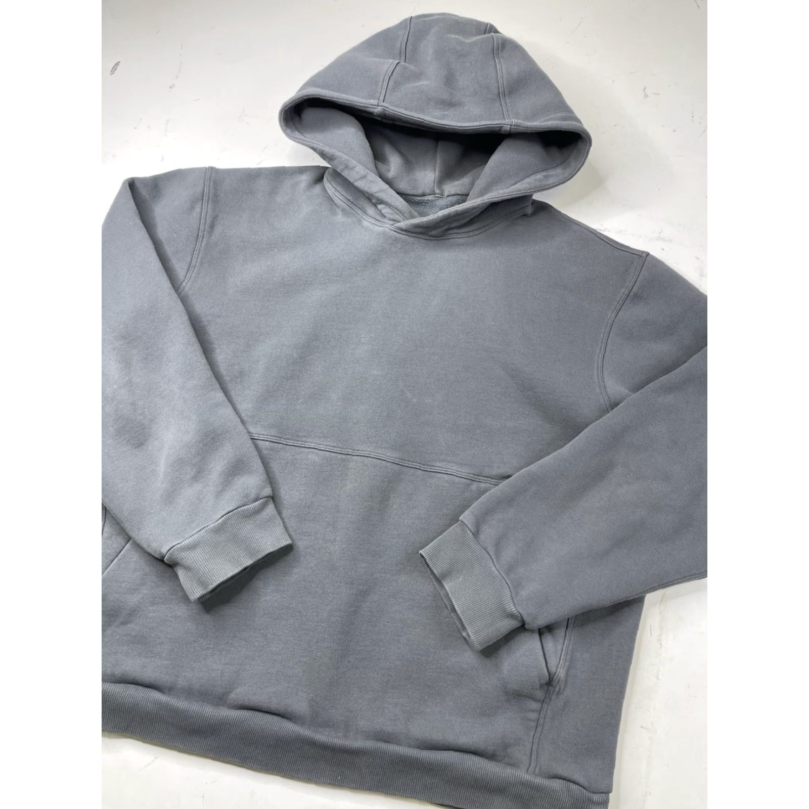 Lululemon Lululemon Hoodie Pullover Sweatshirt Women L Large Gray/Blue Thick Athletic Size L - Activewear Size L / US 10 / IT 46 - 2 Thumbnail