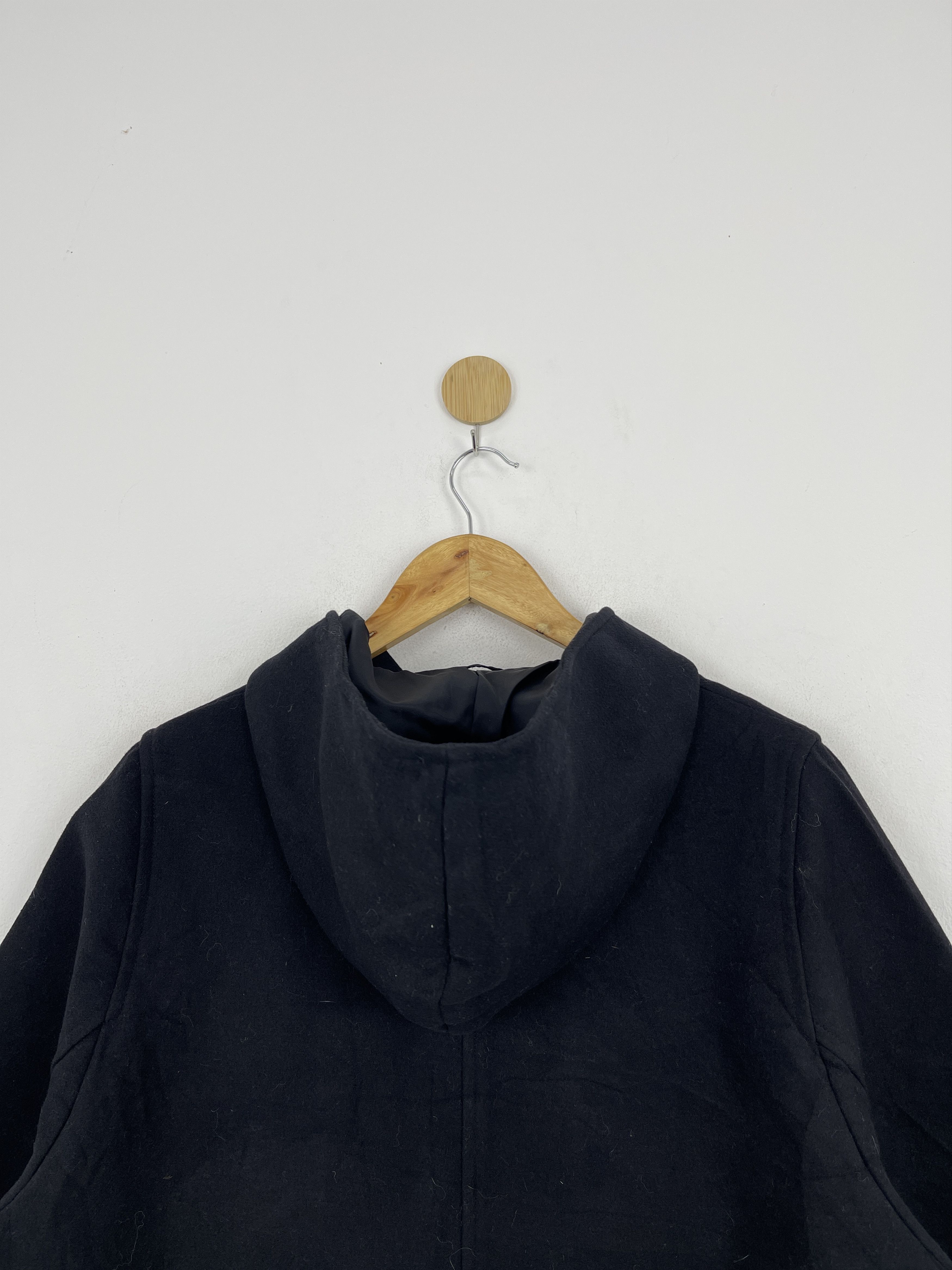 Japanese Brand Vintage Uniqlo Button Up Black Hooded Jacket JA0092 Size US L / EU 52-54 / 3 - 4 Thumbnail