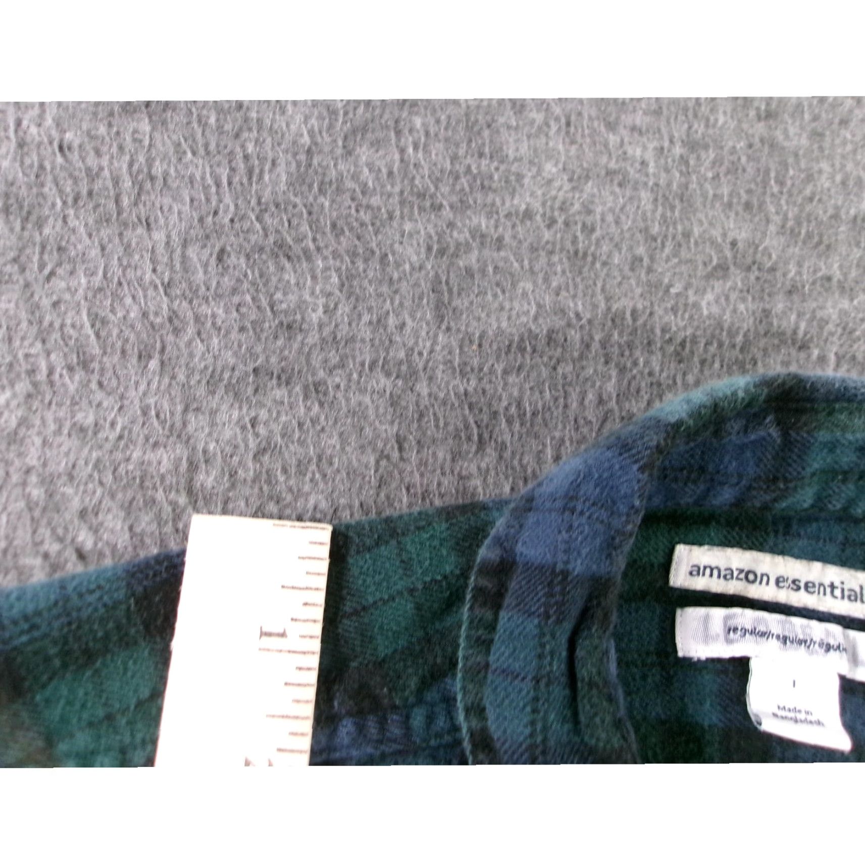 Essentials Amazon Essentials Flannel Shirt Men Large Green Plaid Button-Up Classic Outdoor Size US L / EU 52-54 / 3 - 4 Thumbnail