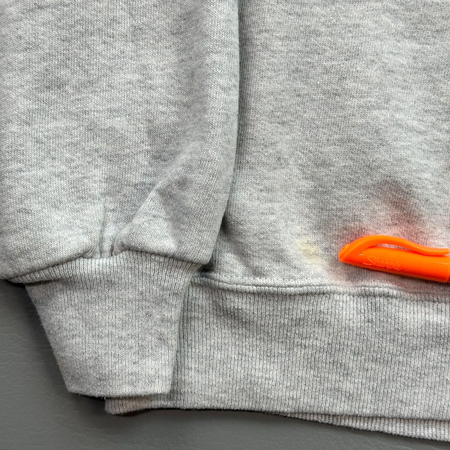 Jerzees VINTAGE Jerzees Sweatshirt Womens Large Gray Hockey Mom Embroidered USA Made Size L / US 10 / IT 46 - 3 Thumbnail
