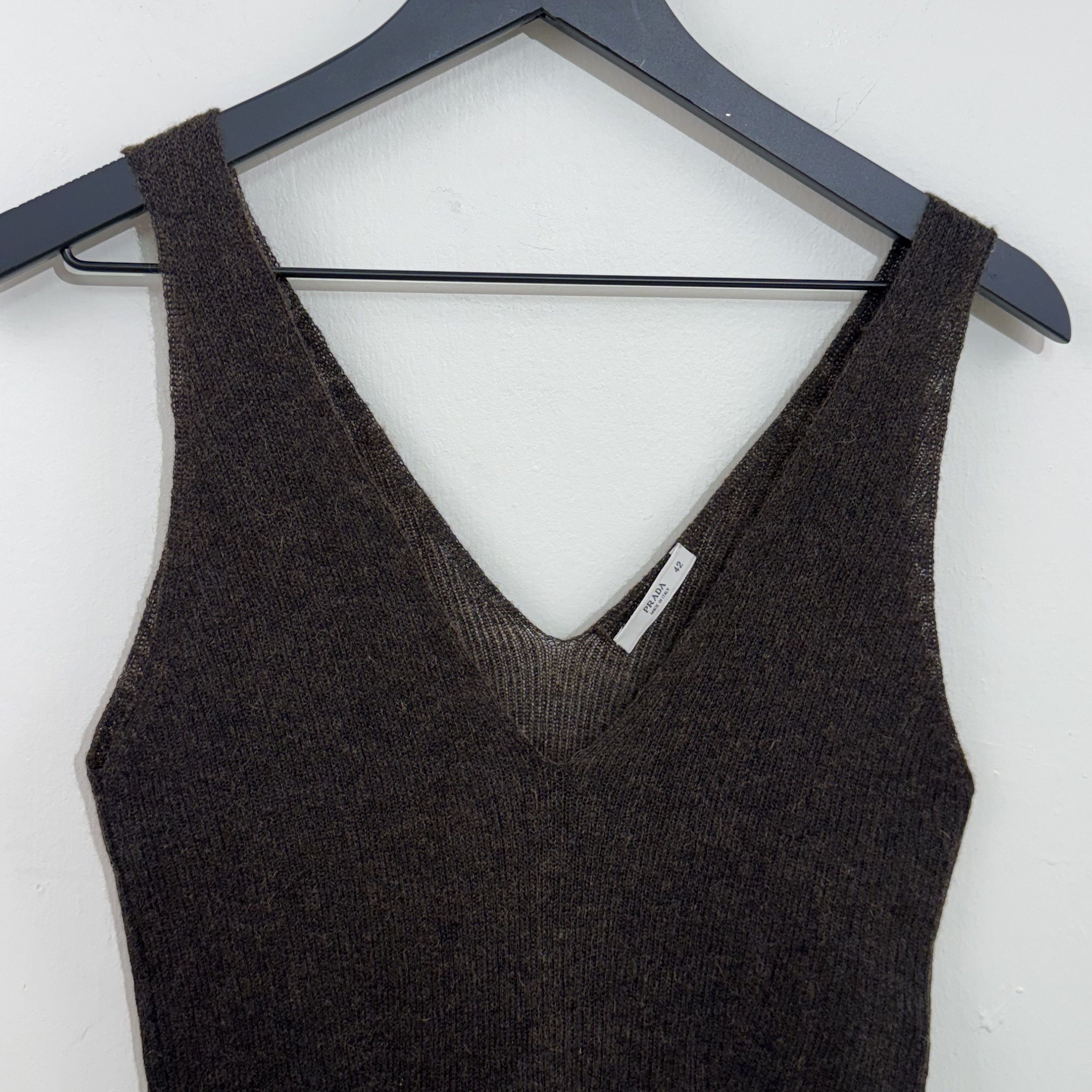 Prada Prada Sleeveless Knit Top Size M / US 6-8 / IT 42-44 - 2 Thumbnail