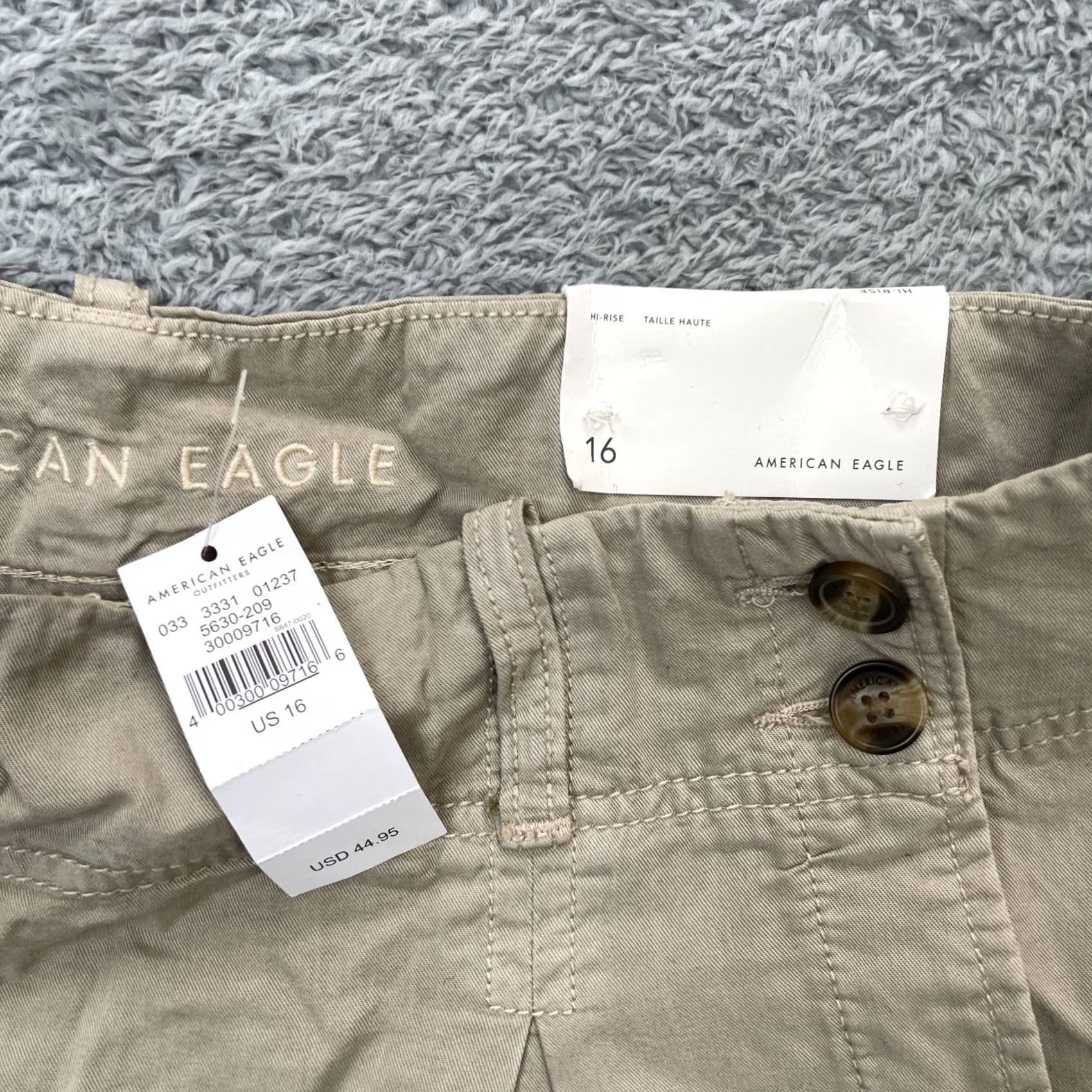 American Eagle Outfitters American Eagle Outfitters Shorts Womens 16 Beige Chino High Waisted Golf Preppy Rise High Inseam 5 in Regular Size 16 Vintage Size 38" / US 16 / IT 52 - 4 Thumbnail