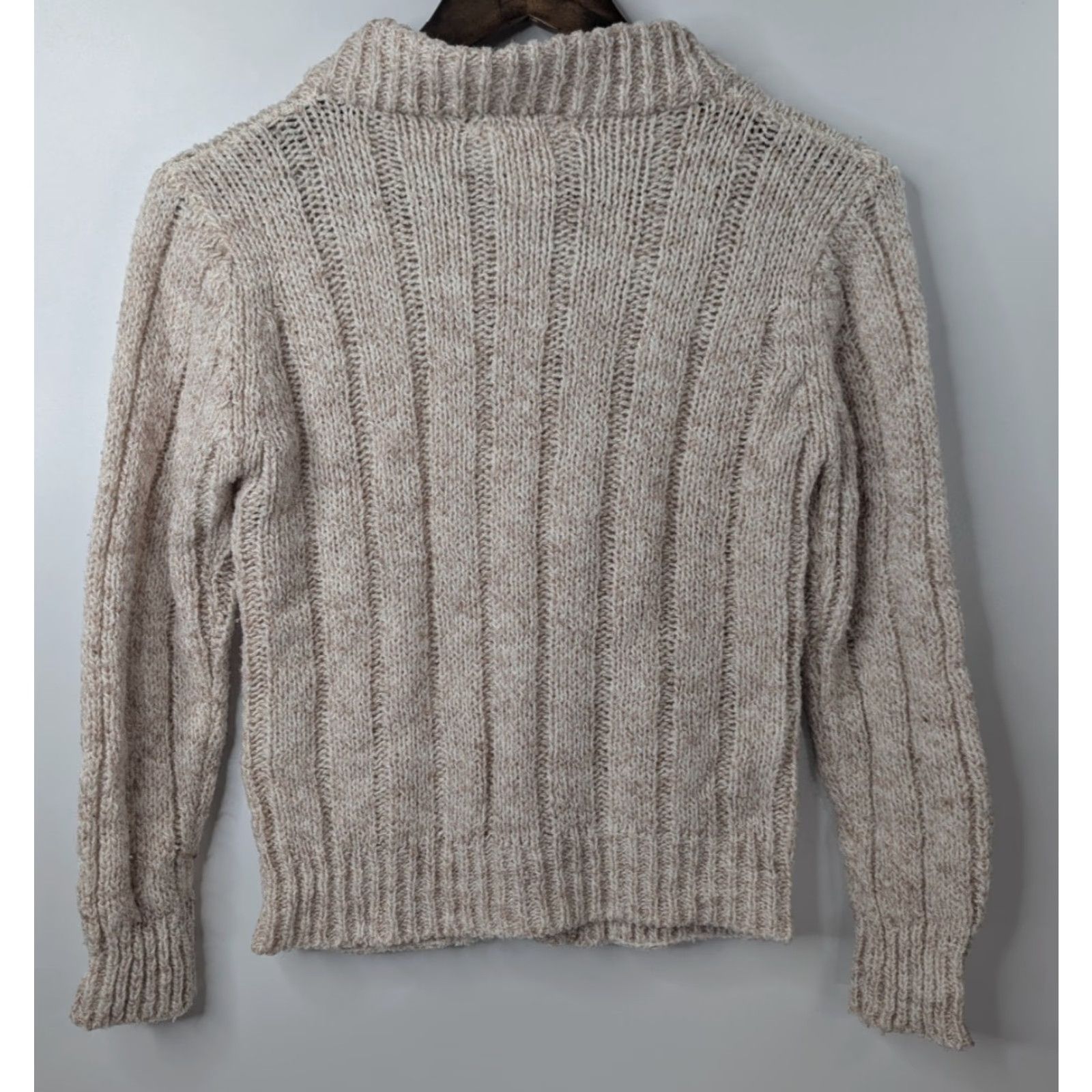 Vintage VINTAGE Liana Petites Women’s PS Cardigan Sweater Long Sleeve V-Neck Pockets Beige 80s 60s Retro Mens? Womens? Size S / US 4 / IT 40 - 4 Thumbnail