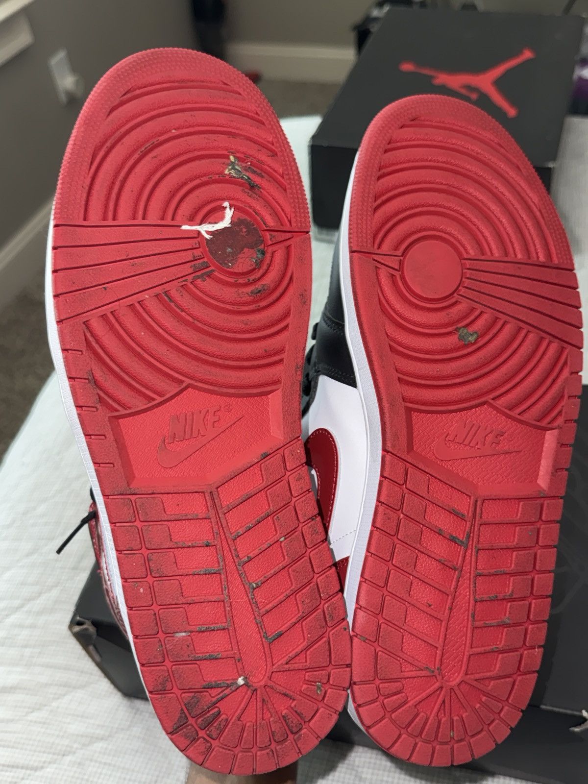 Jordan Brand Air Jordan 1 Mid SE ‘ Patent Bred Toe ‘ Size US 10.5 / EU 43-44 - 5 Thumbnail