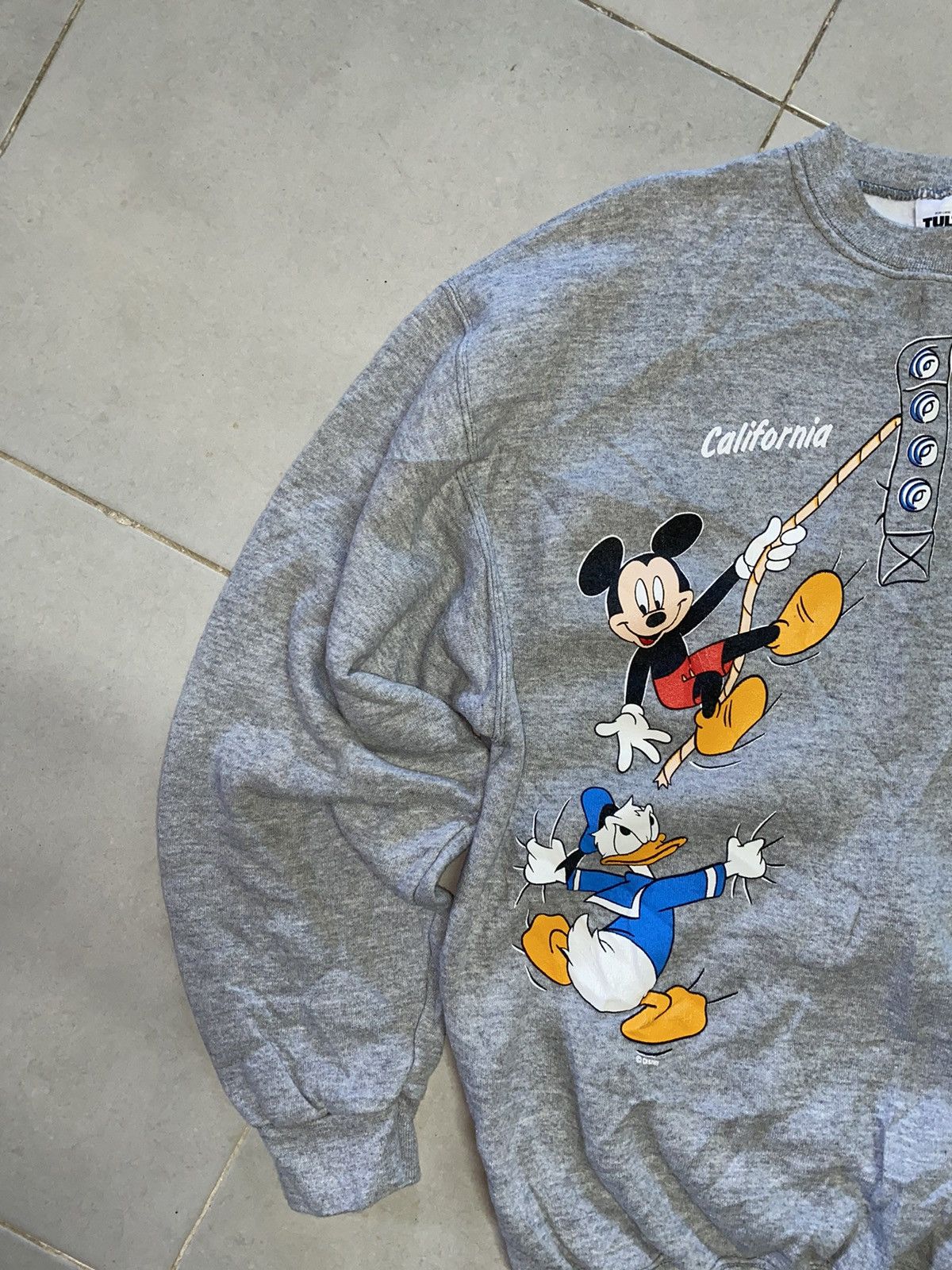 Disney Mickey california vintage Size US XL / EU 56 / 4 - 3 Thumbnail