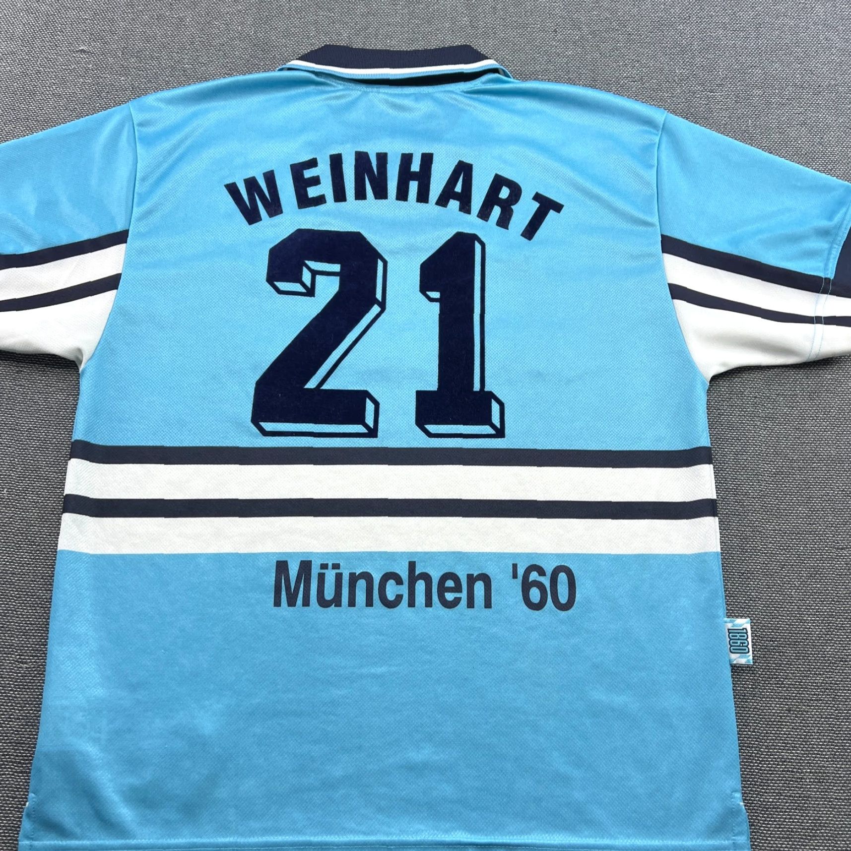 Adidas TSV 1860 Munich 1997 1998 Home Football Jersey Mens Medium NIke Shirt Size US L / EU 52-54 / 3 - 3 Thumbnail