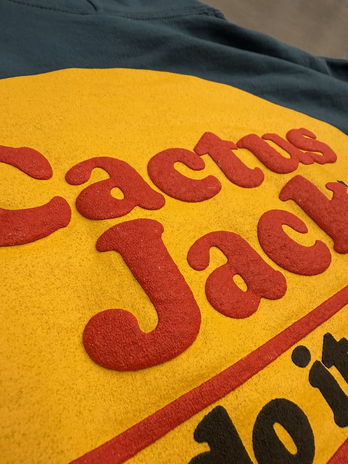 Travis Scott FW20 Cactus Jack By Travis Scott Mcdonalds Sticker Hoodie Size US XL / EU 56 / 4 - 9 Thumbnail
