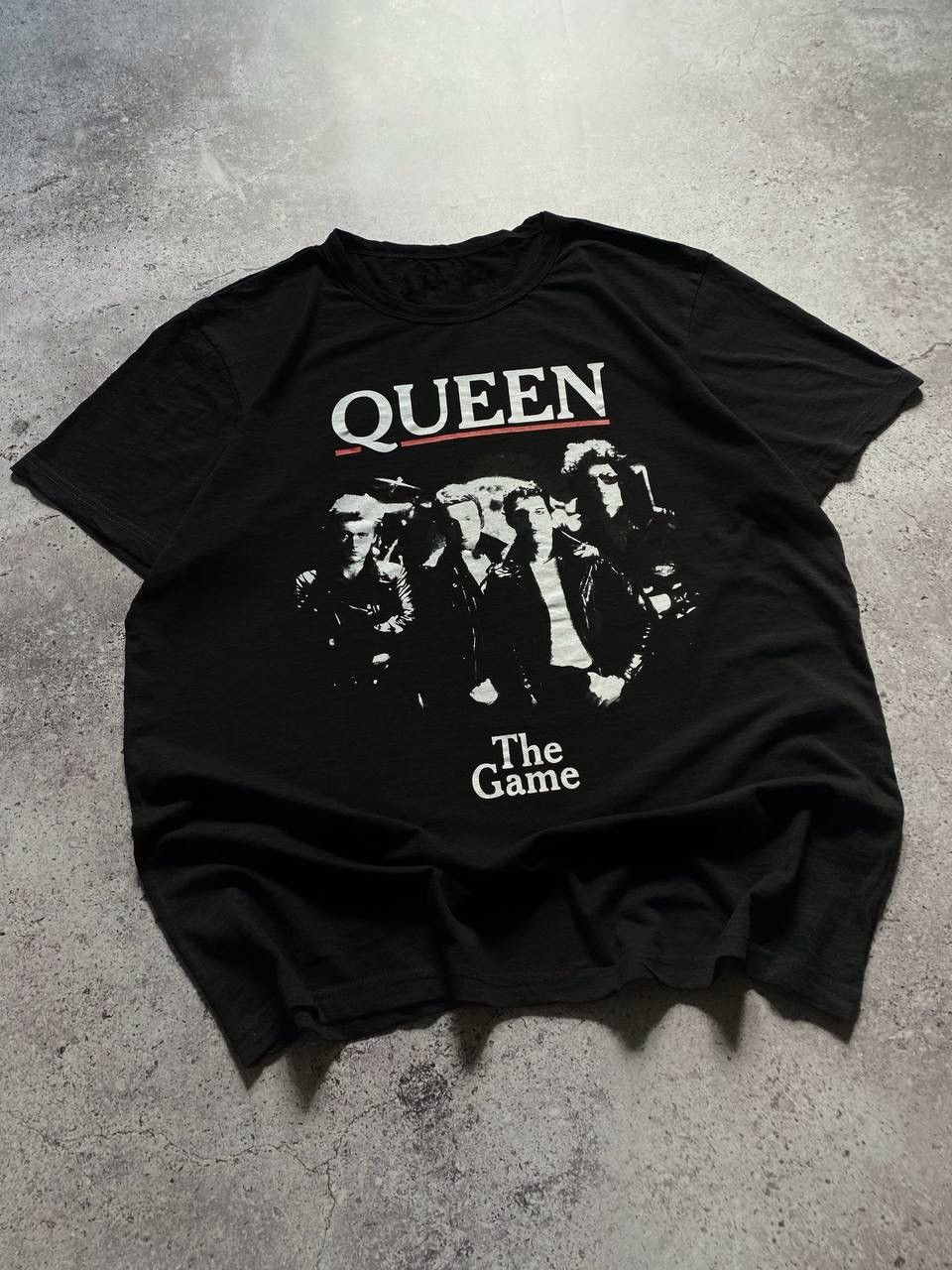 Band Tees × Vintage VINTAGE QUEEN “THE GAME” ALBUM 1980s ROCK BAND T SHIRT Size US M / EU 48-50 / 2 - 3 Thumbnail