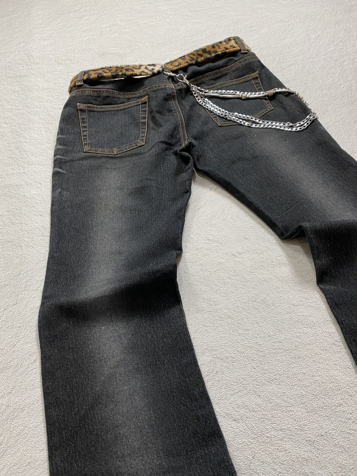 If Six Was Nine × Japanese Brand × Le Grande Bleu (L.G.B.) 2000s Pantomime Studed Glitch wash flare jean Size US 32 / EU 48 - 3 Thumbnail
