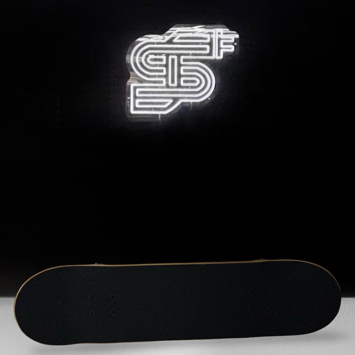 Celine Celine Logo Skateboard Size ONE SIZE - 2 Thumbnail