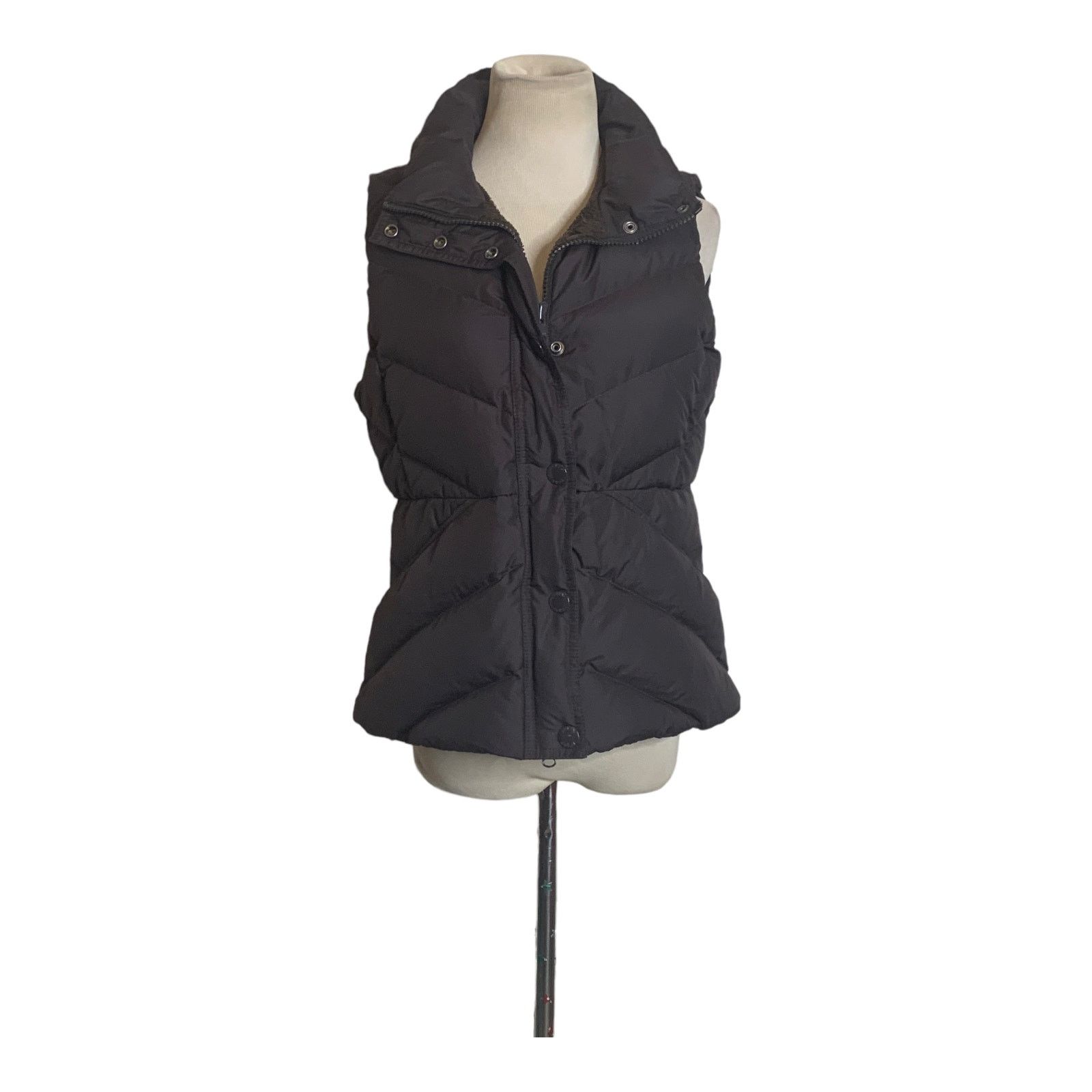 J.Crew J. Crew brown quilted Sherpa lined vest size Small Size S / US 4 / IT 40 - 1 Thumbnail
