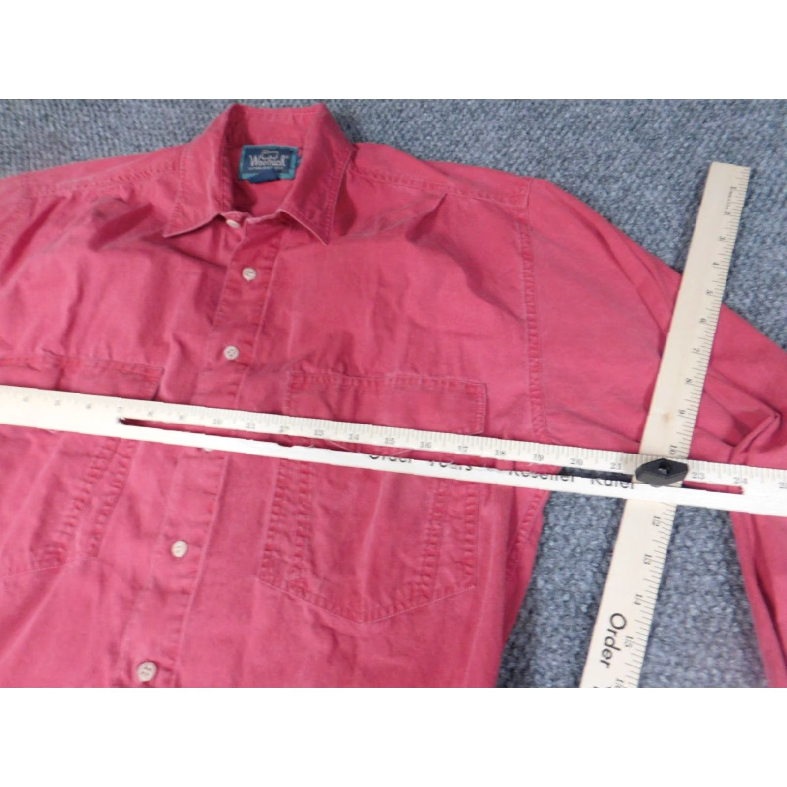 Vintage Woolrich Shirt Small Red Button-Up Long Sleeve Pockets 90s Vintage Mens Casual Knit Cotton Button-Down Collared Dishros Size US S / EU 44-46 / 1 - 4 Thumbnail