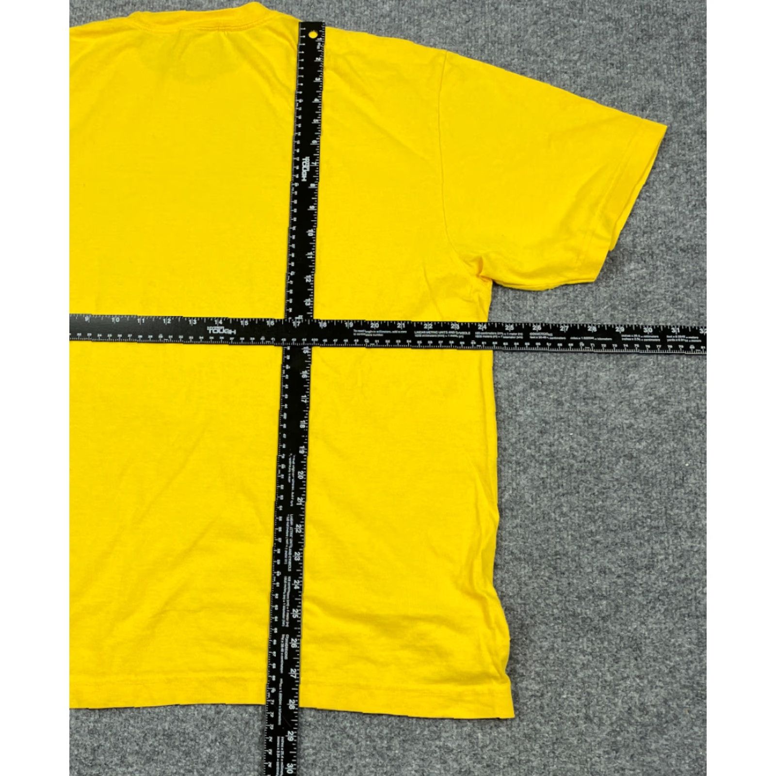 Tommy Hilfiger VINTAGE Tommy Hilfiger T-Shirt Yellow Embroidered 2XL Adult Men Streetwear Size US XXL / EU 58 / 5 - 3 Thumbnail