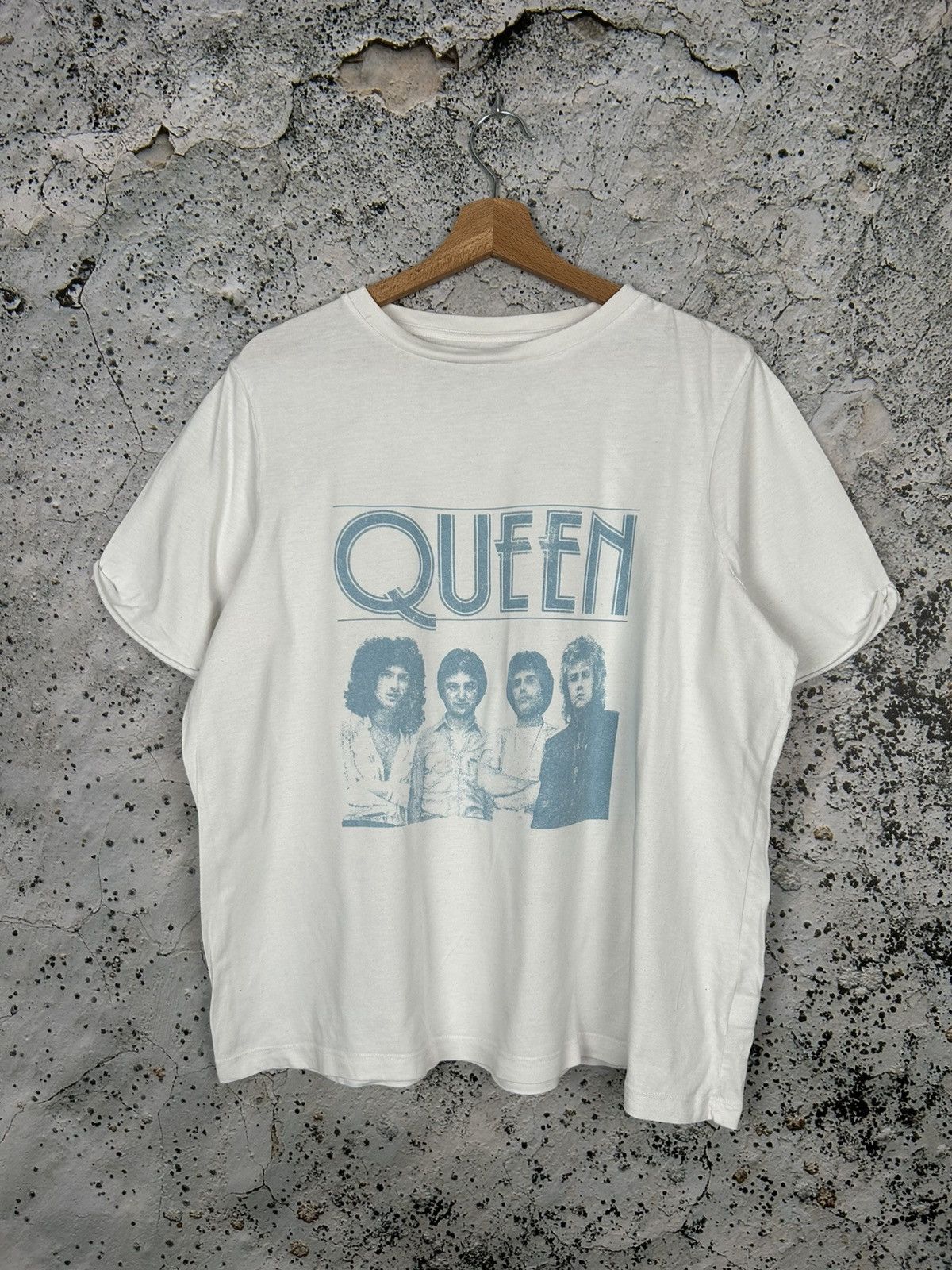 Vintage Queen Rock Band Tee Boxy Fit Grunge Graphic