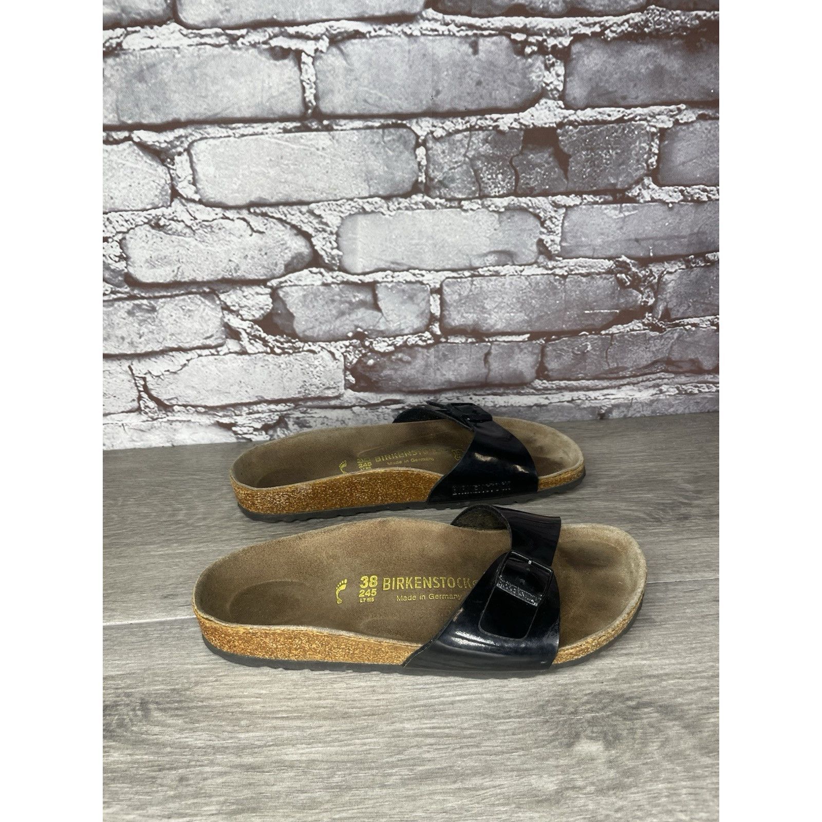 Birkenstock Birkenstock Madrid Black Patent Leather Cork Slide Sandals W Size US 7.5 / IT 37.5 - 3 Thumbnail