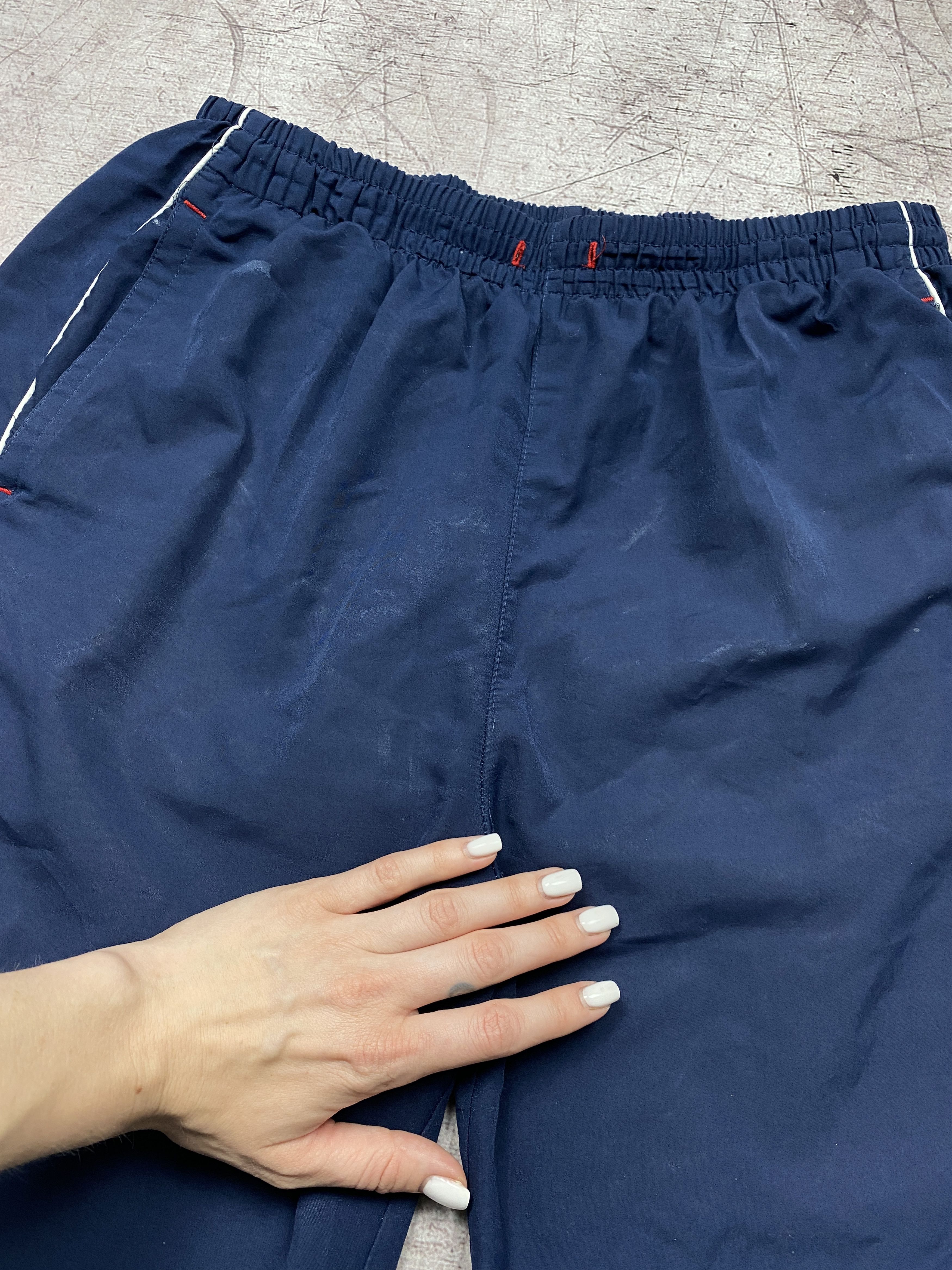 Umbro Umbro Vintage Mens Nylon Shorts Size US 38 / EU 54 - 3 Thumbnail
