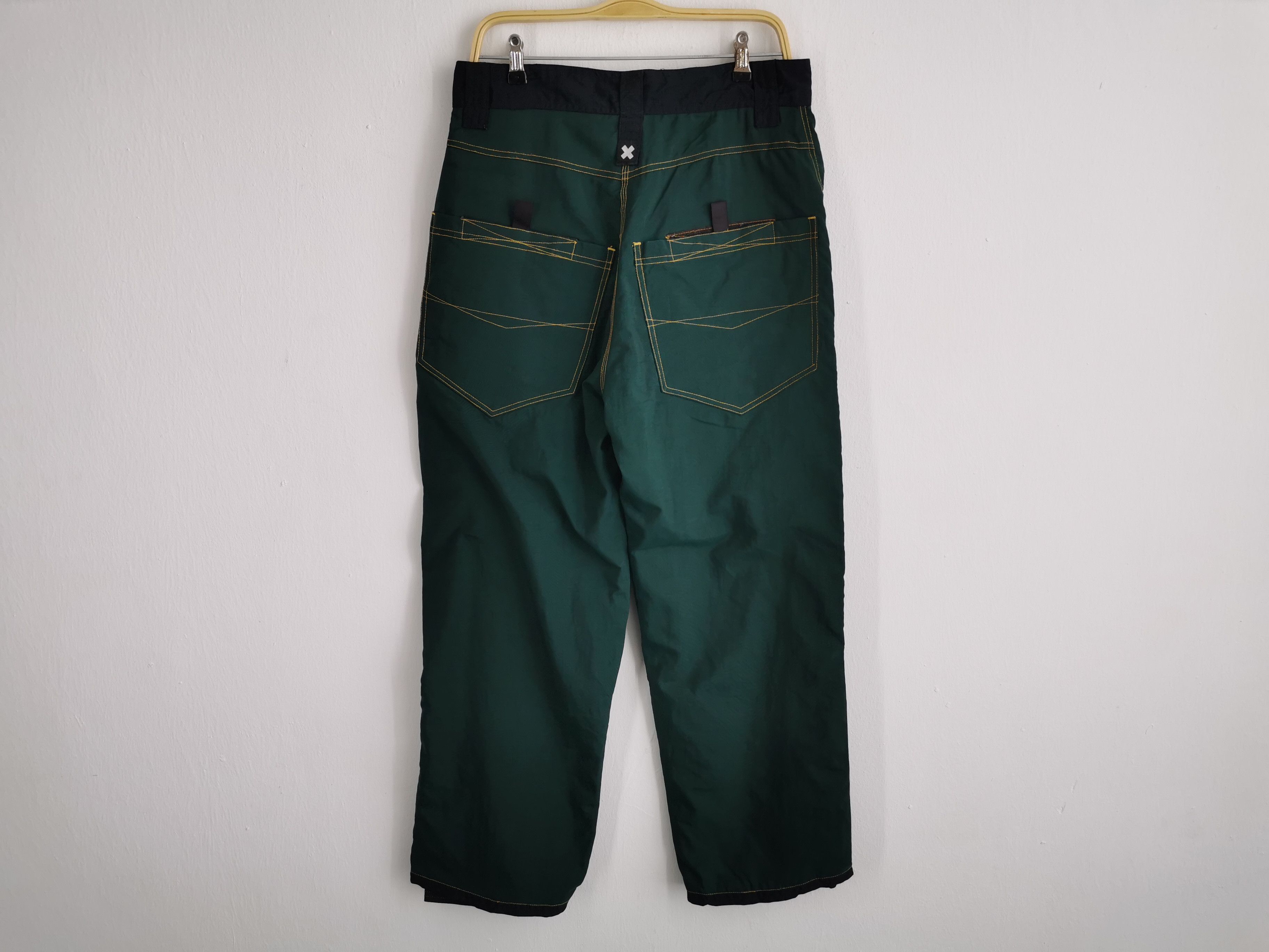 Quiksilver Vintage Quiksilver Australia Tracksuit Ski Pants Size L Size US 33 - 3 Thumbnail