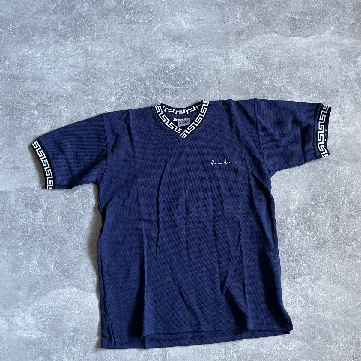Versace Rare NEW 90s☀️ Versace men polo size L old money shirt tee Size US L / EU 52-54 / 3 - 1 Thumbnail
