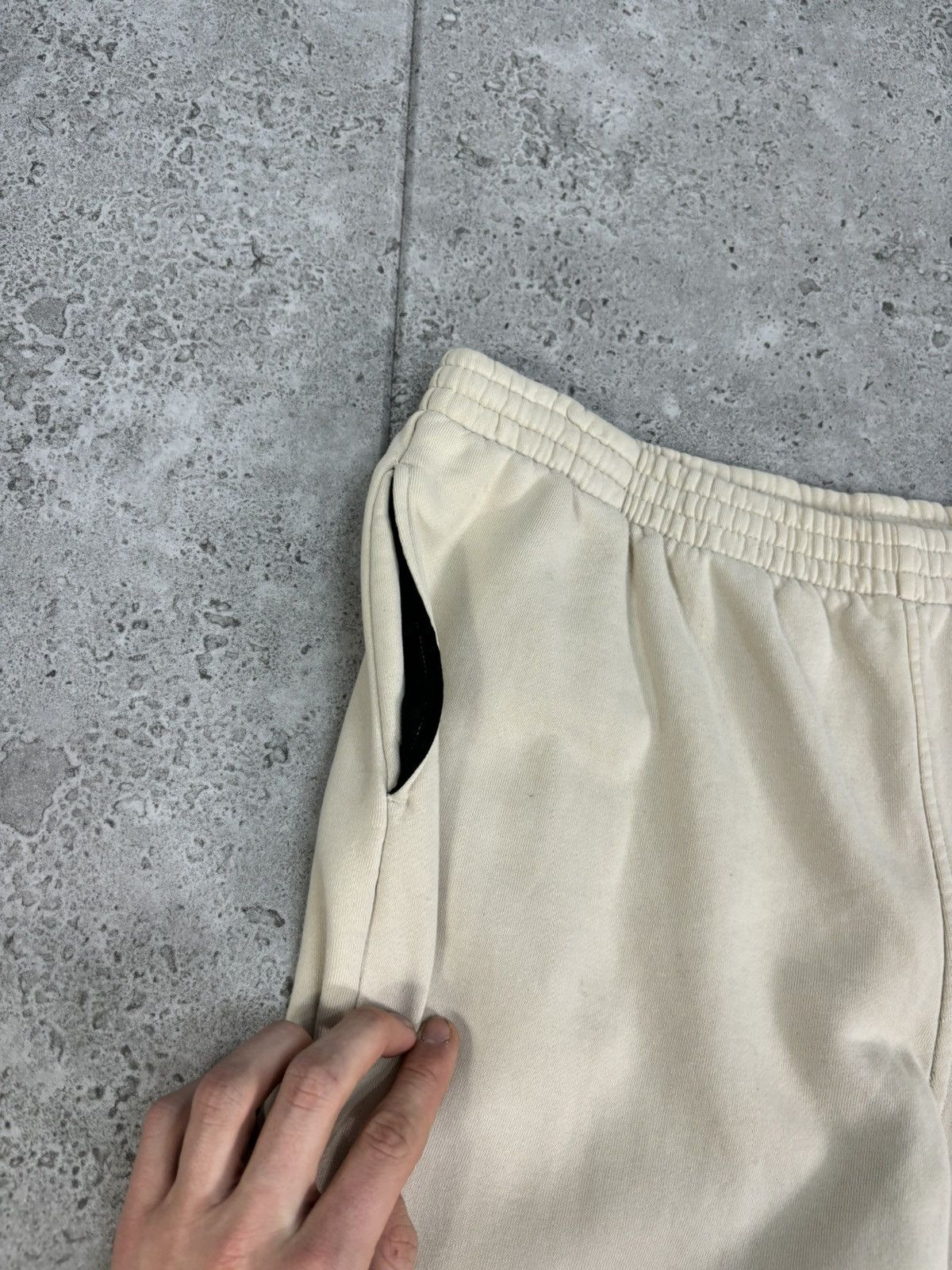 Japanese Brand × Tommy Hilfiger Crazy Wide Leg Hip Hop Sweatpants Tommy Hilfiger Japanesse Size US 36 / EU 52 - 7 Thumbnail