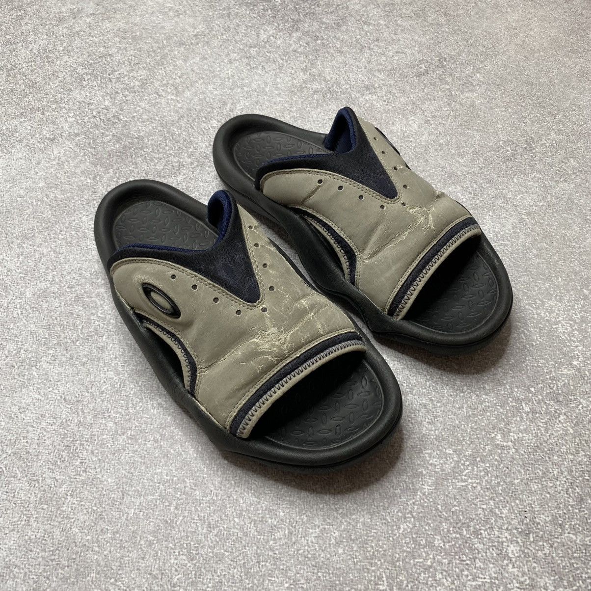 Oakley OAKLEY Slippers Boots Shoes Flip Flops Vintage Size US 6 / EU 39 - 3 Thumbnail