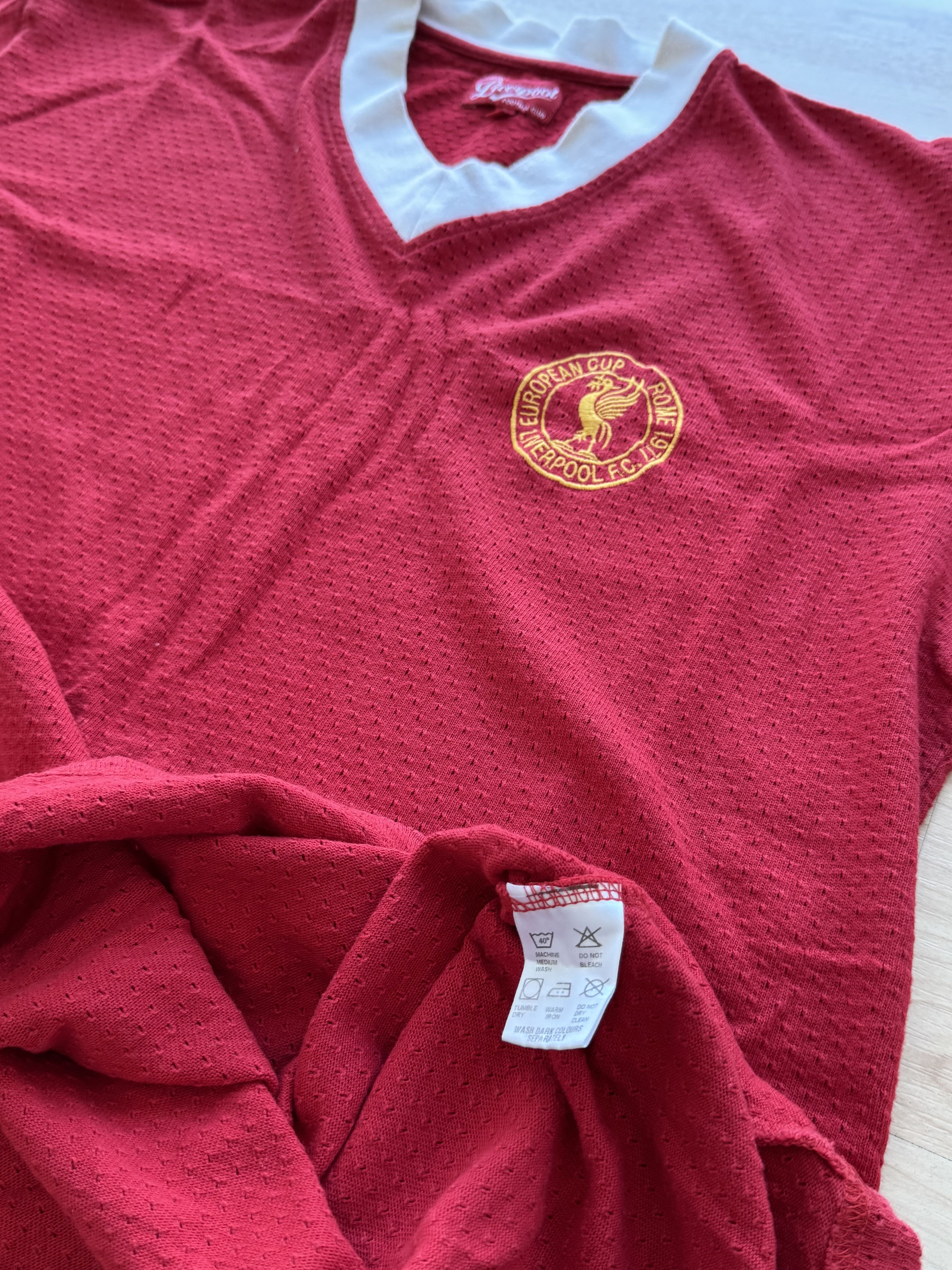 Other Vintage Liverpool 1977 Football Shirt European Cup Size US L / EU 52-54 / 3 - 8 Thumbnail