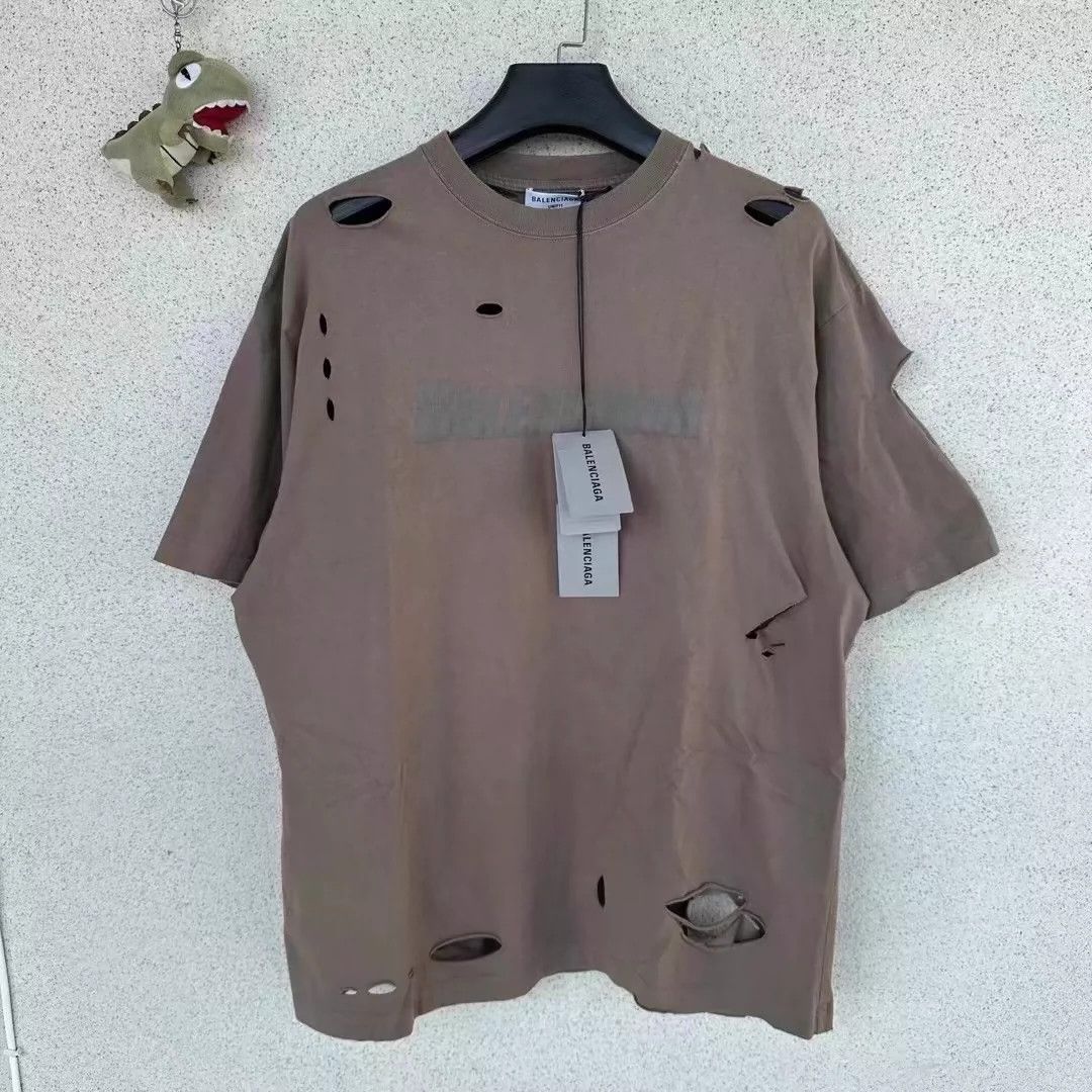 Balenciaga Balenciaga big hole short sleeved shirt Size US XS / EU 42 / 0 - 1 Thumbnail
