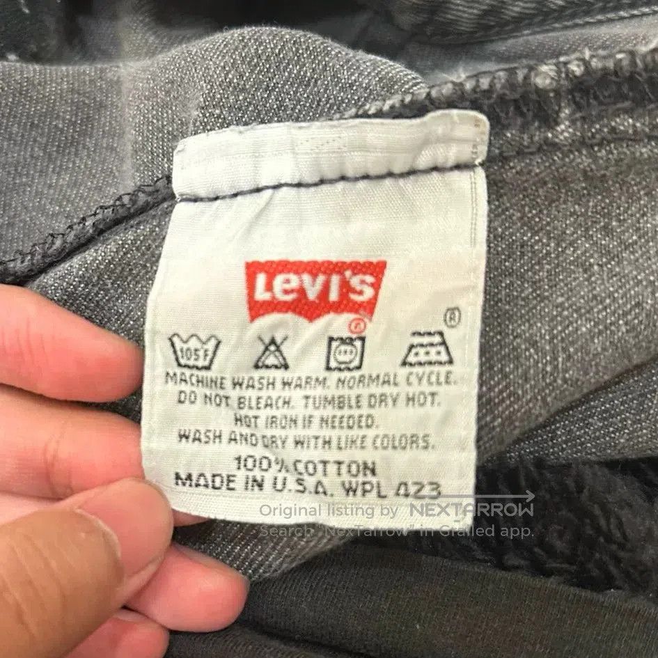 Vintage Vintage Levi's 501 90s USA Jeans. Size US 33 - 3 Thumbnail
