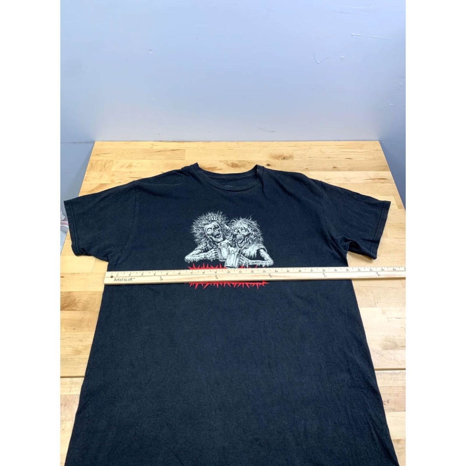 Vintage Lurking Class Shirt Men L Black Drinking Zombie 13270 Graphic Print Skull Art Gothic Summer Short Sleeve Crew Neck Cotton T-Shirt Regular Mens Size US L / EU 52-54 / 3 - 5 Thumbnail