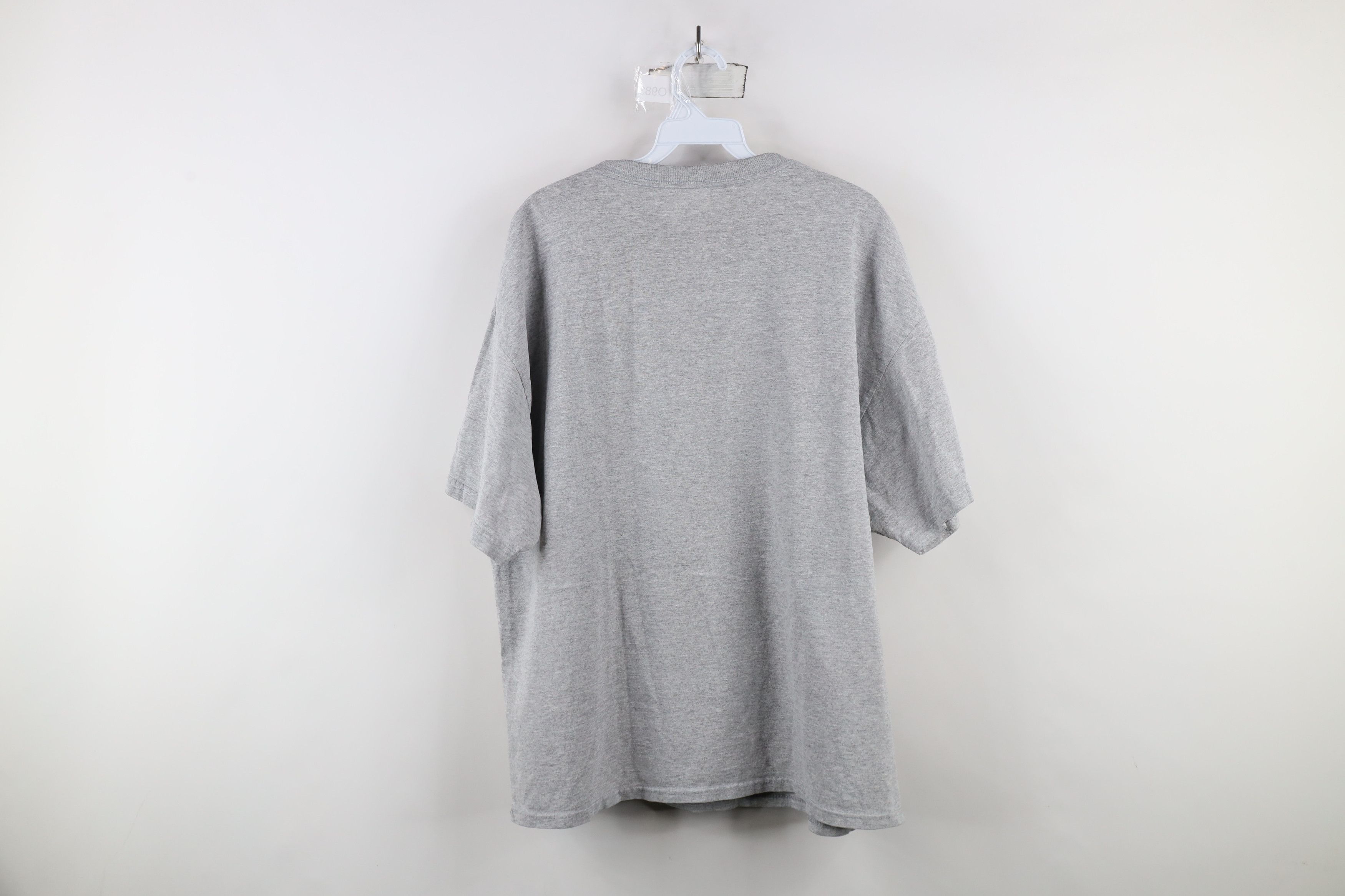 Vintage Vintage Y2K Chrysler Car Short Sleeve T-Shirt Heather Gray Size US XL / EU 56 / 4 - 7 Thumbnail