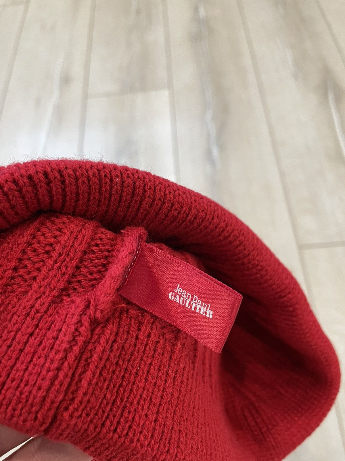 Jean Paul Gaultier I 🤍 GAULTIER Winter Bobble Hat Knitted Red & White Jean Paul Size ONE SIZE - 3 Thumbnail
