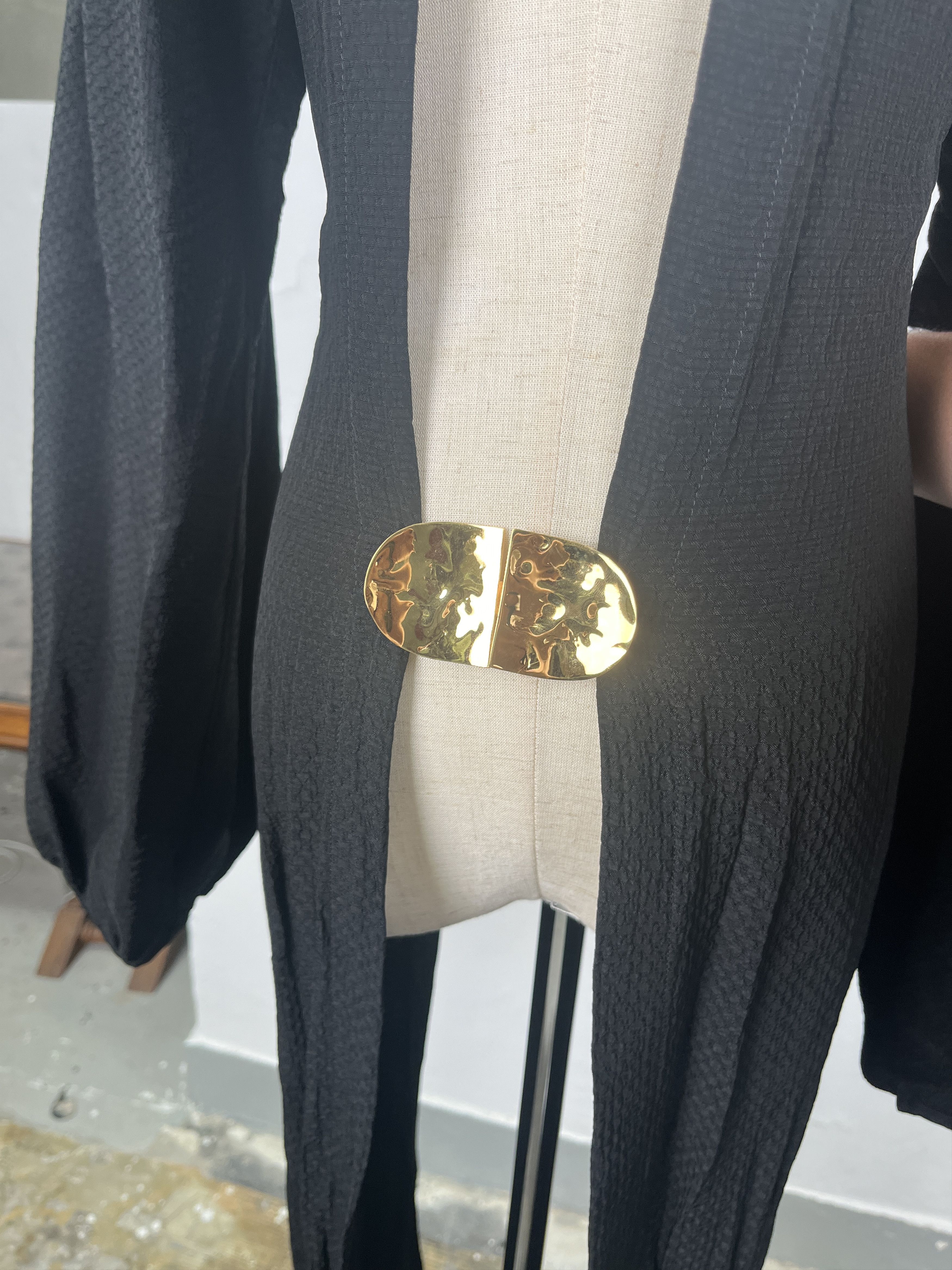Chloe Chloe Black Wrapped Top With Gold Buckle Size M / US 6-8 / IT 42-44 - 3 Thumbnail