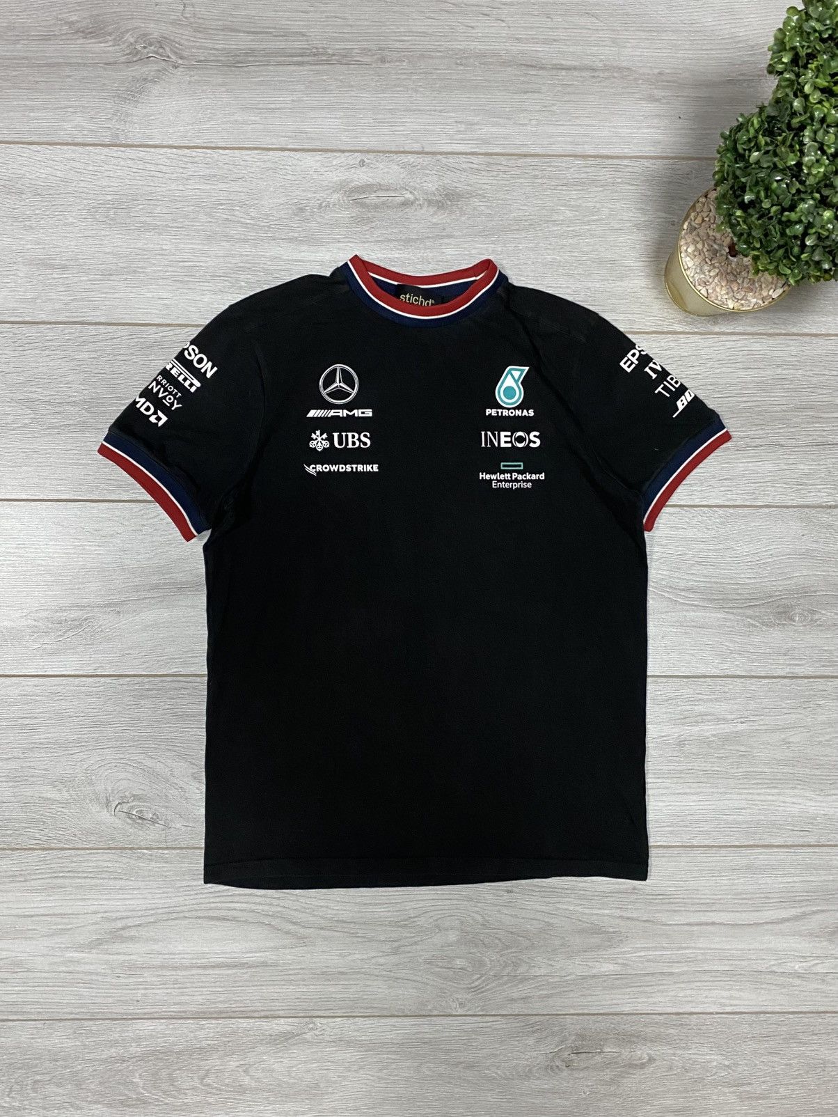 Mercedes-Benz Mercedes AMG Petronas Hilfiger Pirelli t-shirt big logo Size US M / EU 48-50 / 2 - 1 Thumbnail
