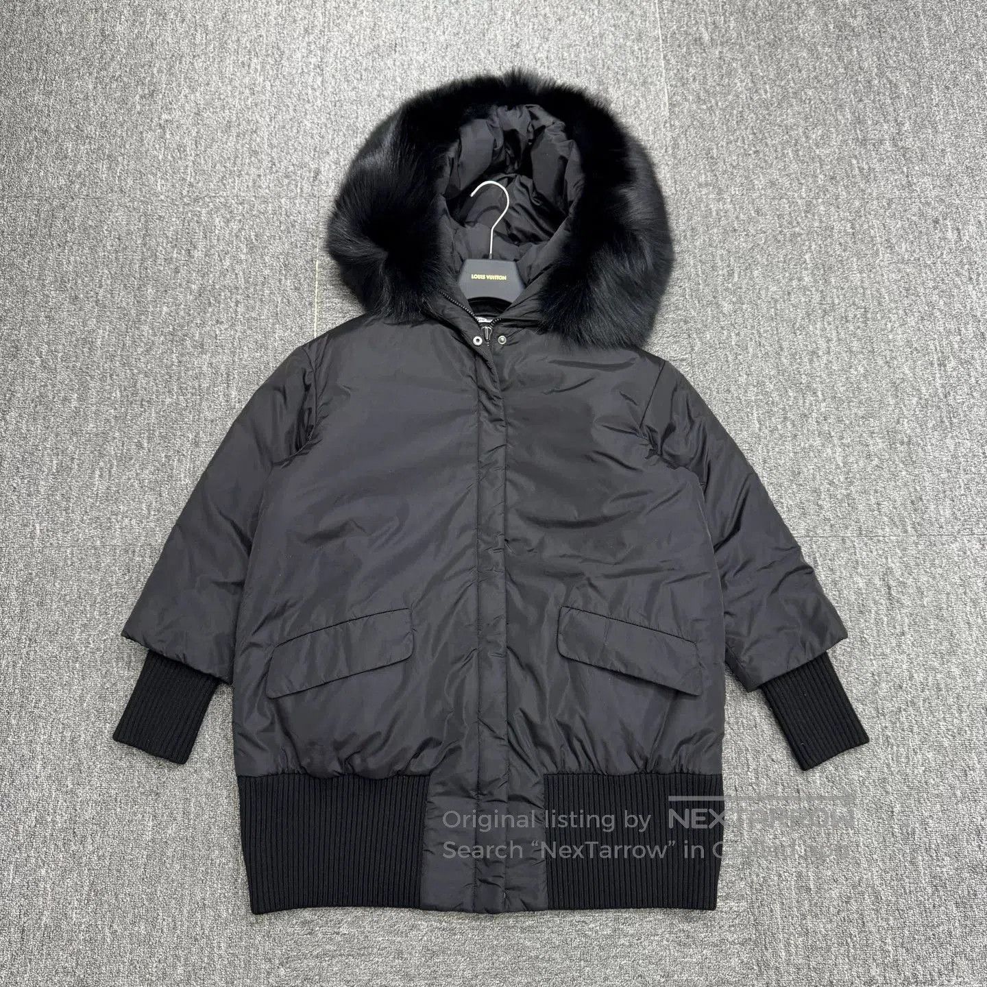 Miu Miu MIUMIU Fur Collar Down Jacket. Size S / US 4 / IT 40 - 1 Thumbnail