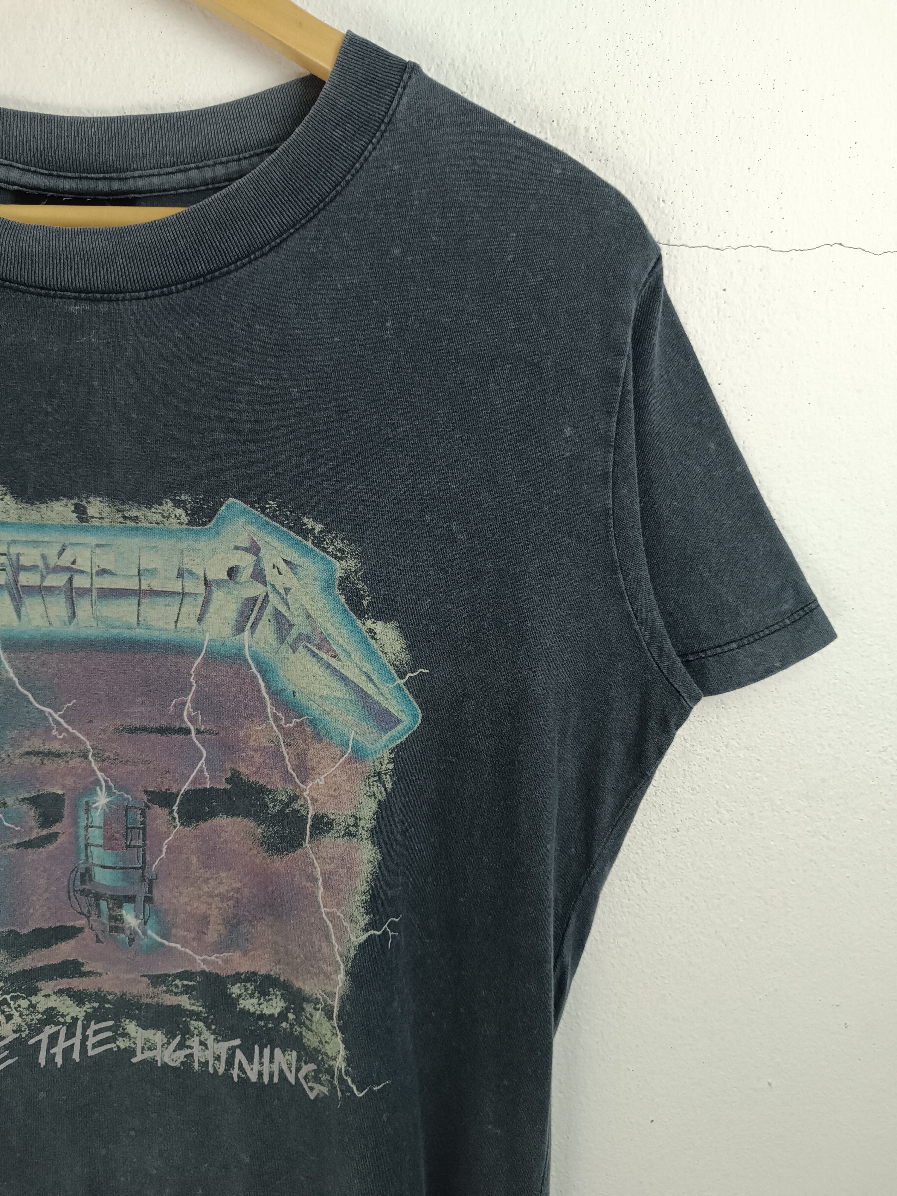 Vintage VINTAGE FADED METALLICA RIDE THE LIGHTNING TEE Size US M / EU 48-50 / 2 - 6 Thumbnail