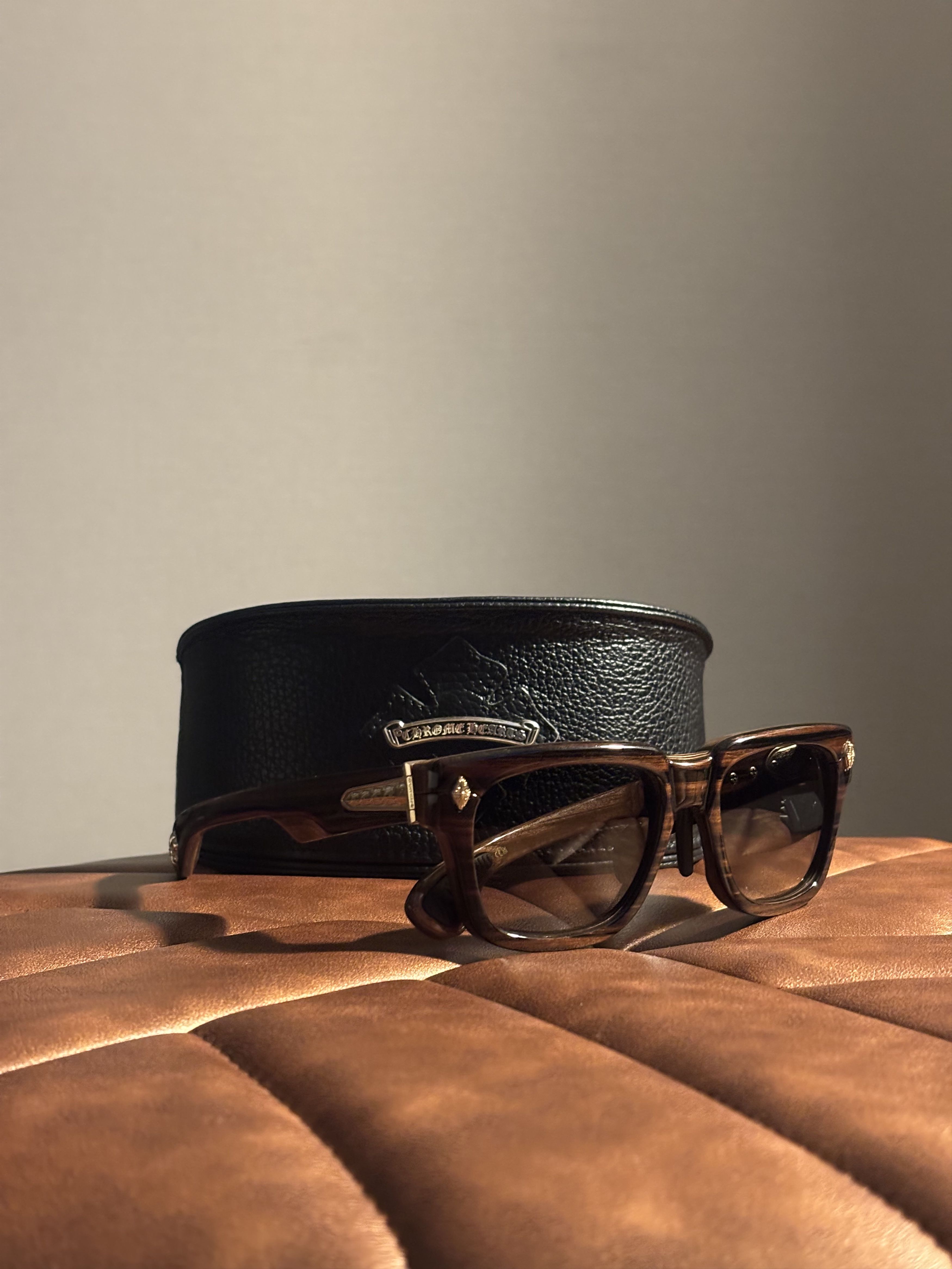 Chrome Hearts Chrome Hearts Lilith Wood Sunglasses WEWE-PV Brown Gold Size ONE SIZE - 8 Thumbnail